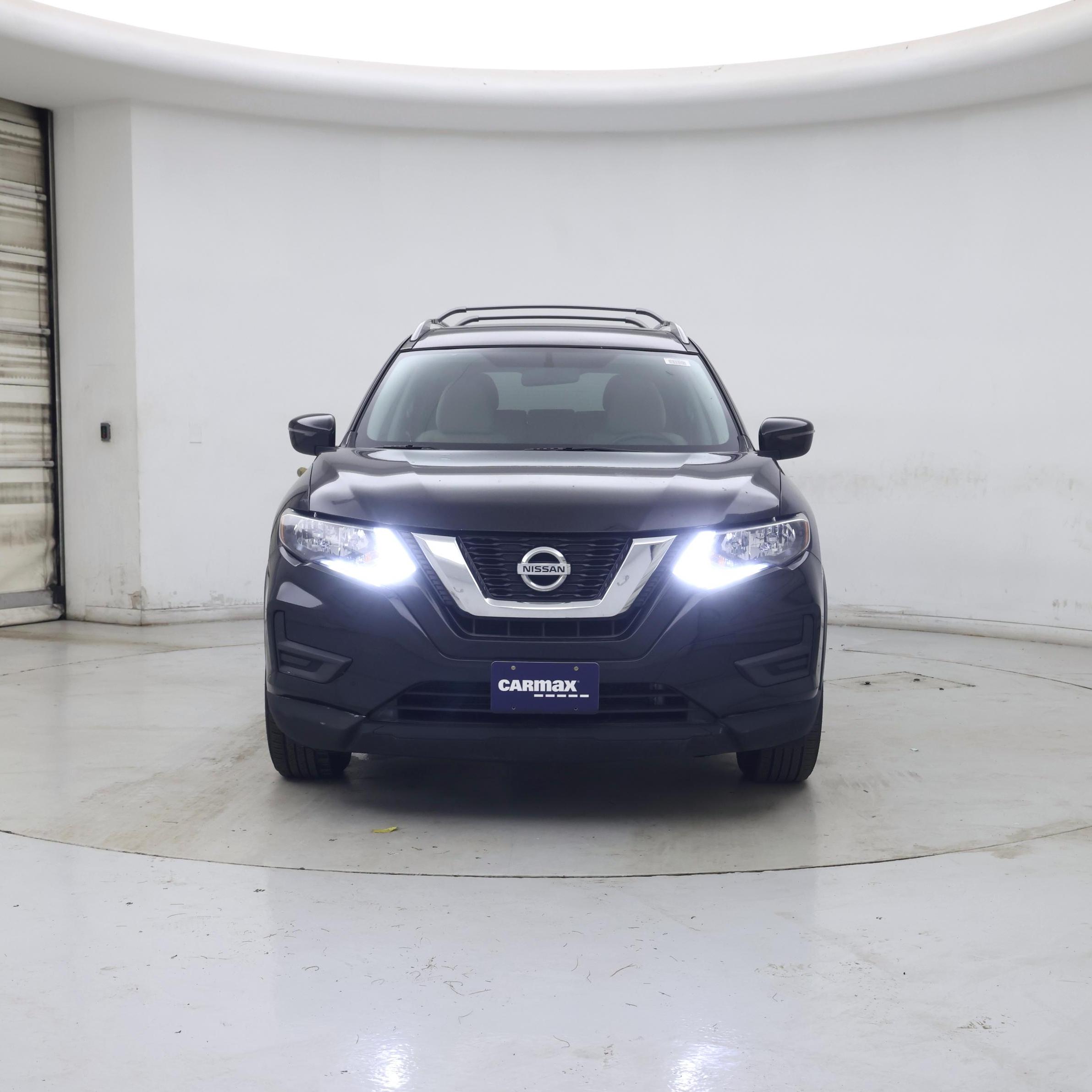 Thumbnail: 2017 Nissan Rogue - 5