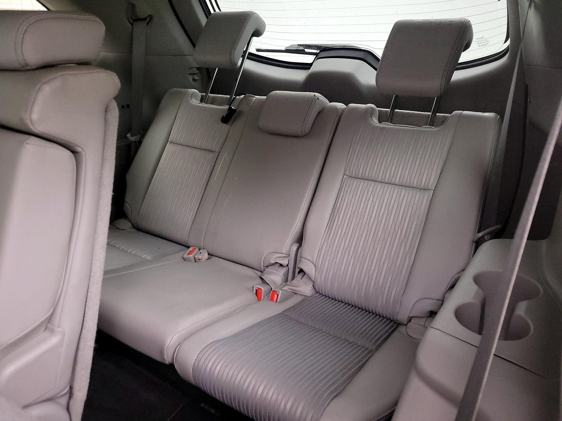 Thumbnail: 2015 Toyota Highlander - 20