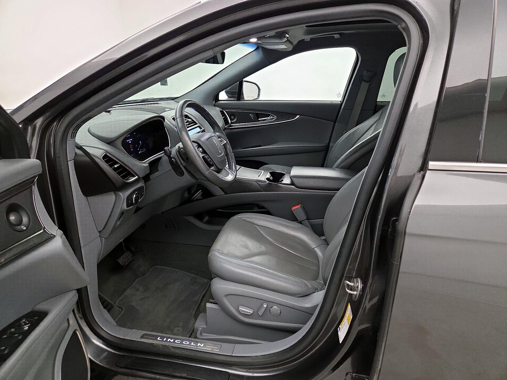 Thumbnail: 2020 Lincoln Nautilus - 11