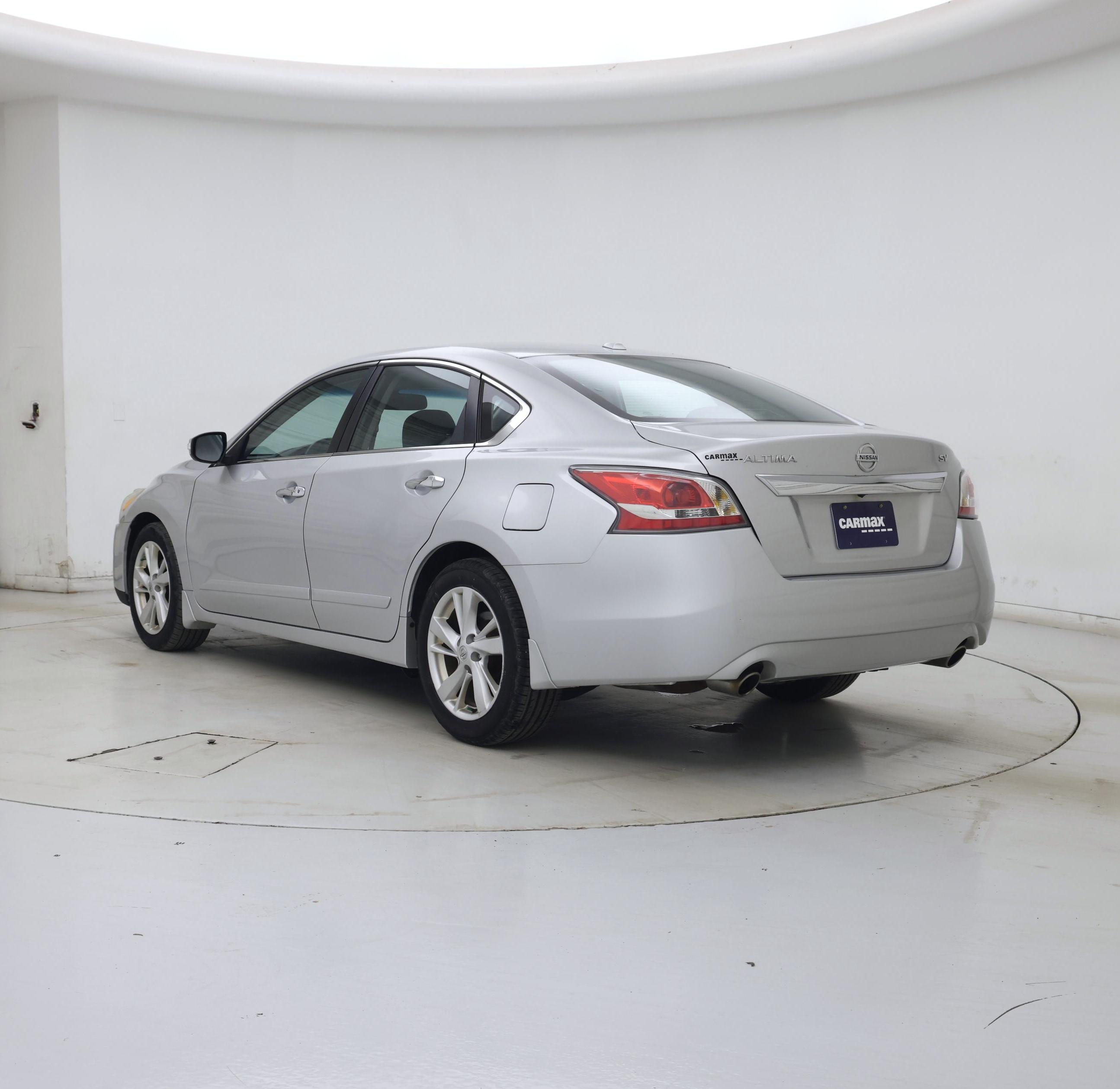 Thumbnail: 2015 Nissan Altima - 2