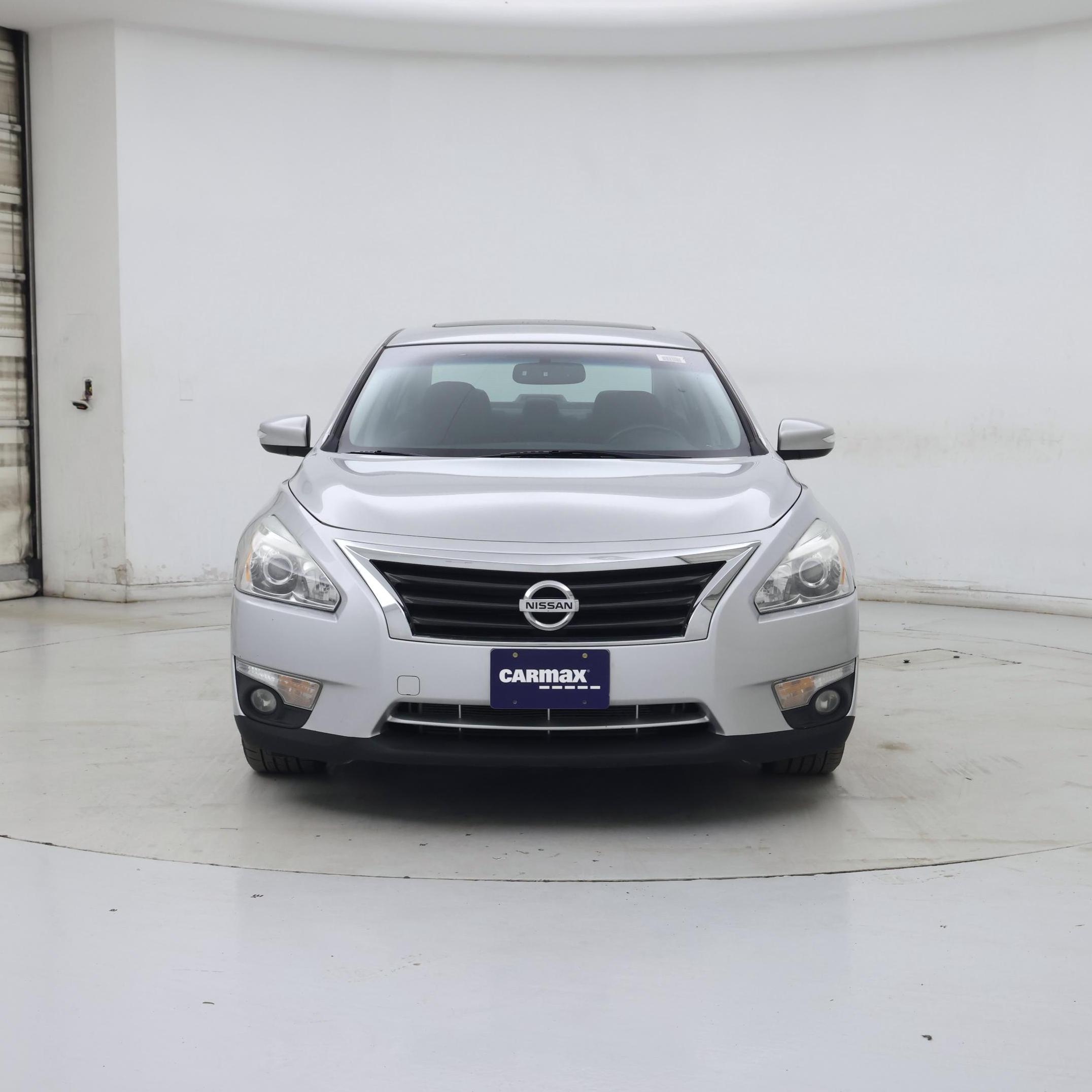 Thumbnail: 2015 Nissan Altima - 5