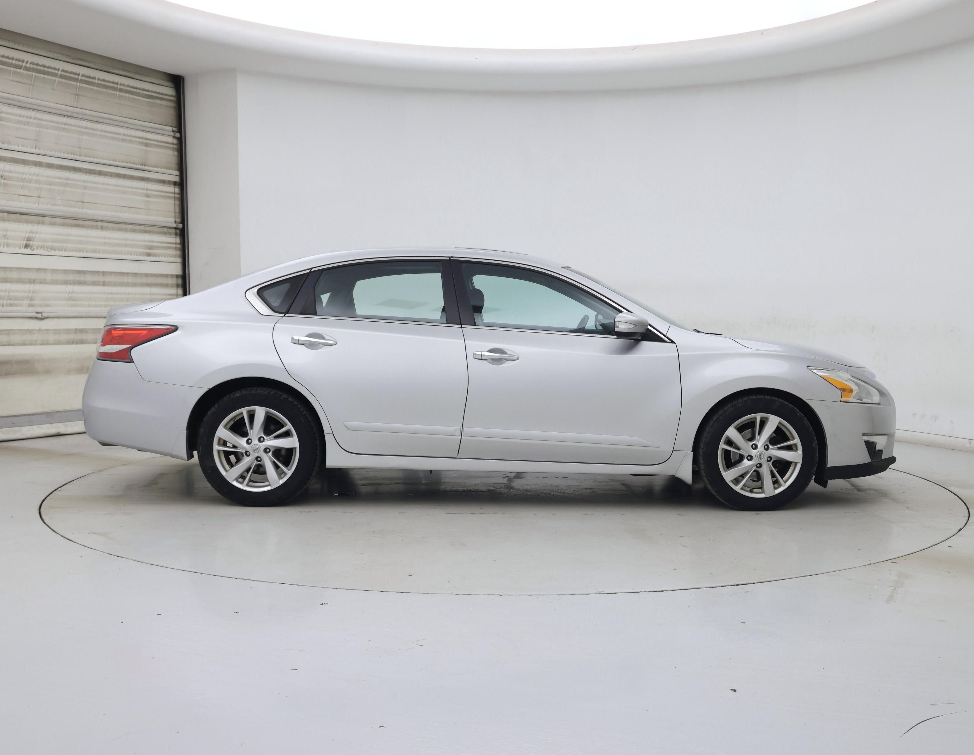 Thumbnail: 2015 Nissan Altima - 7