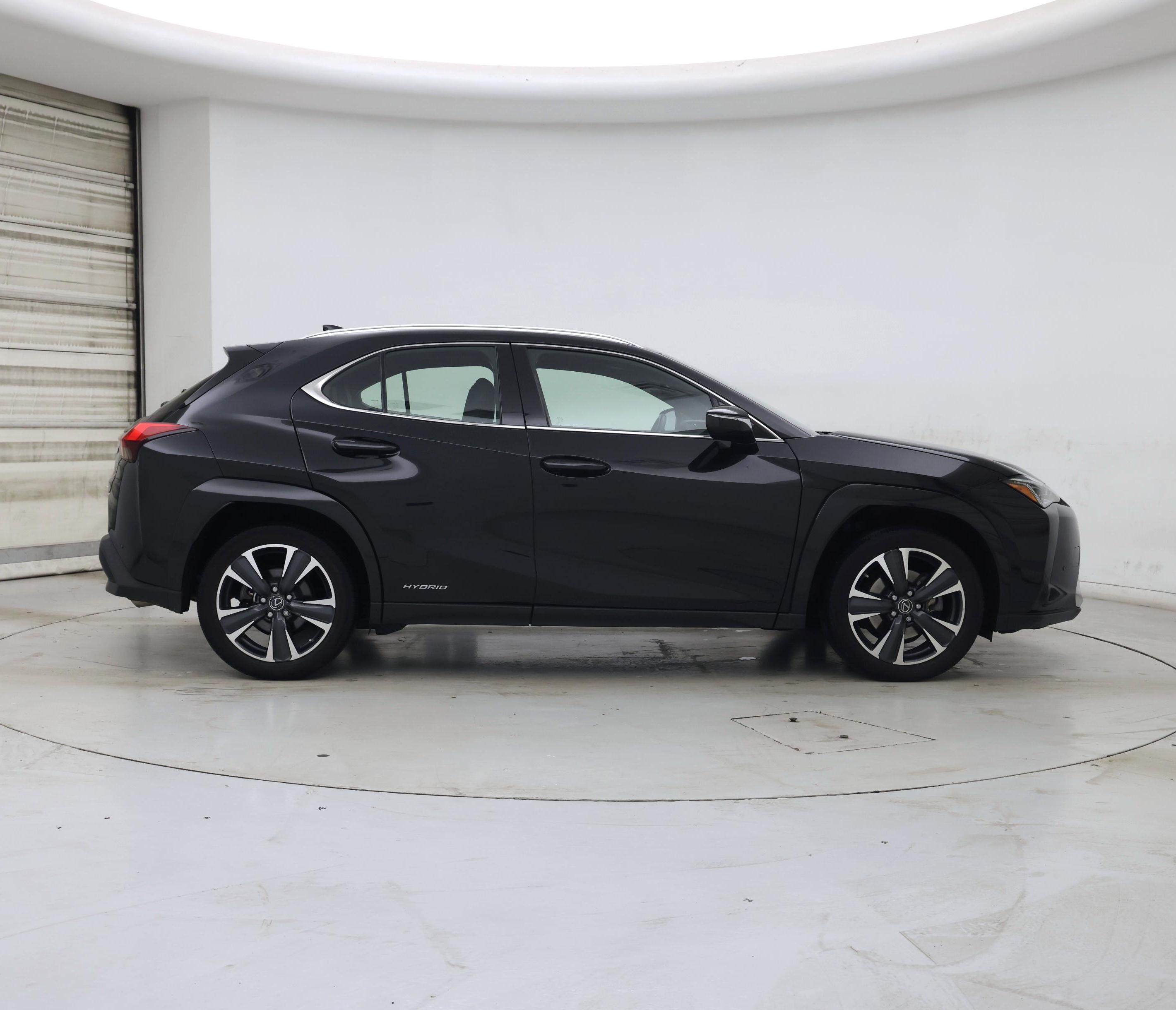 Thumbnail: 2022 Lexus UX - 7