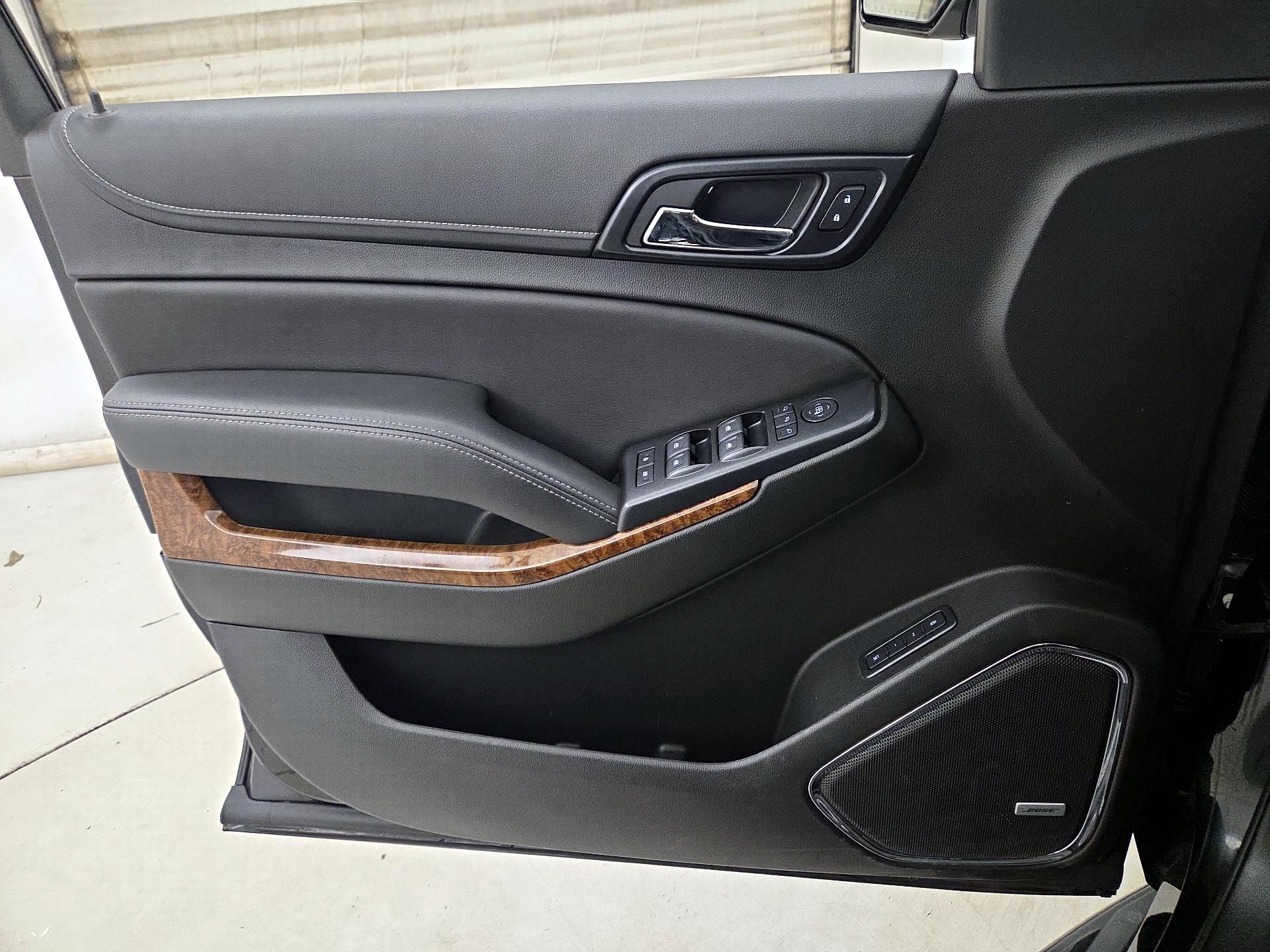 Thumbnail: 2020 Chevrolet Suburban - 12