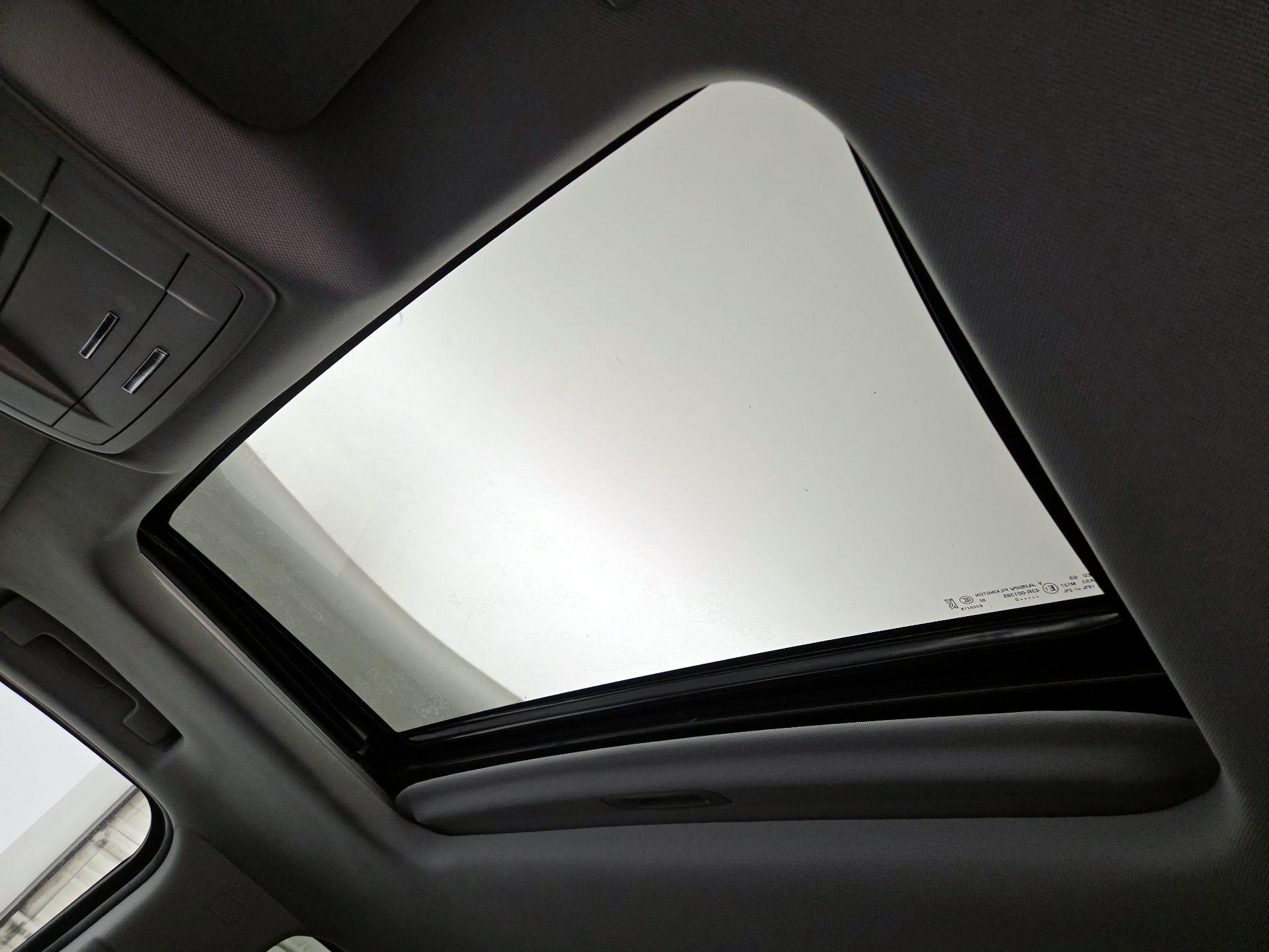 Thumbnail: 2020 Chevrolet Suburban - 20