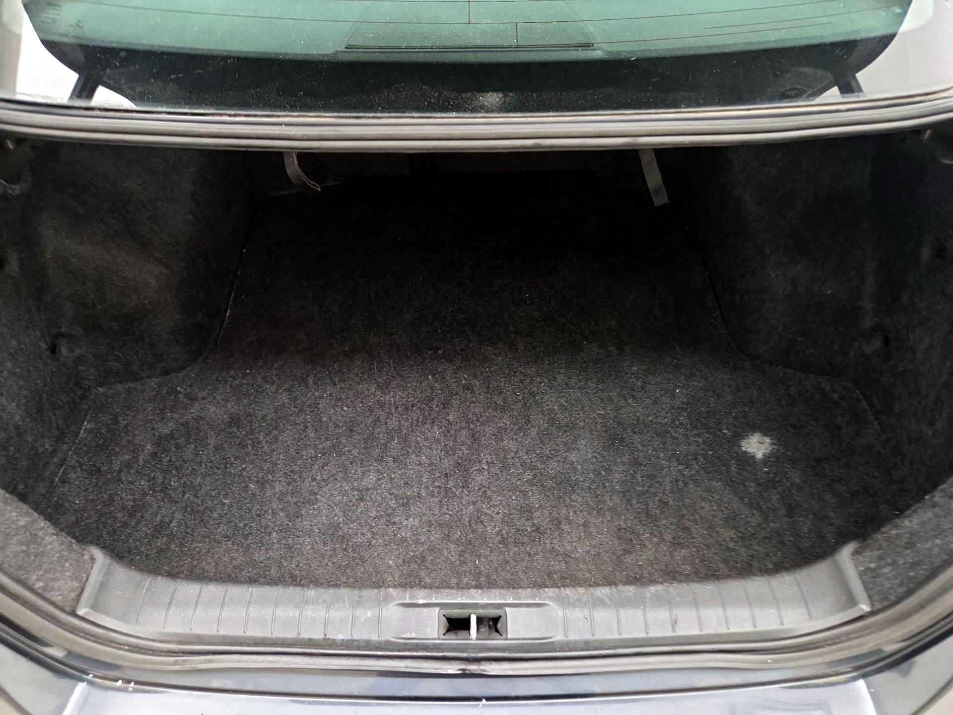 Thumbnail: 2015 Nissan Altima - 20