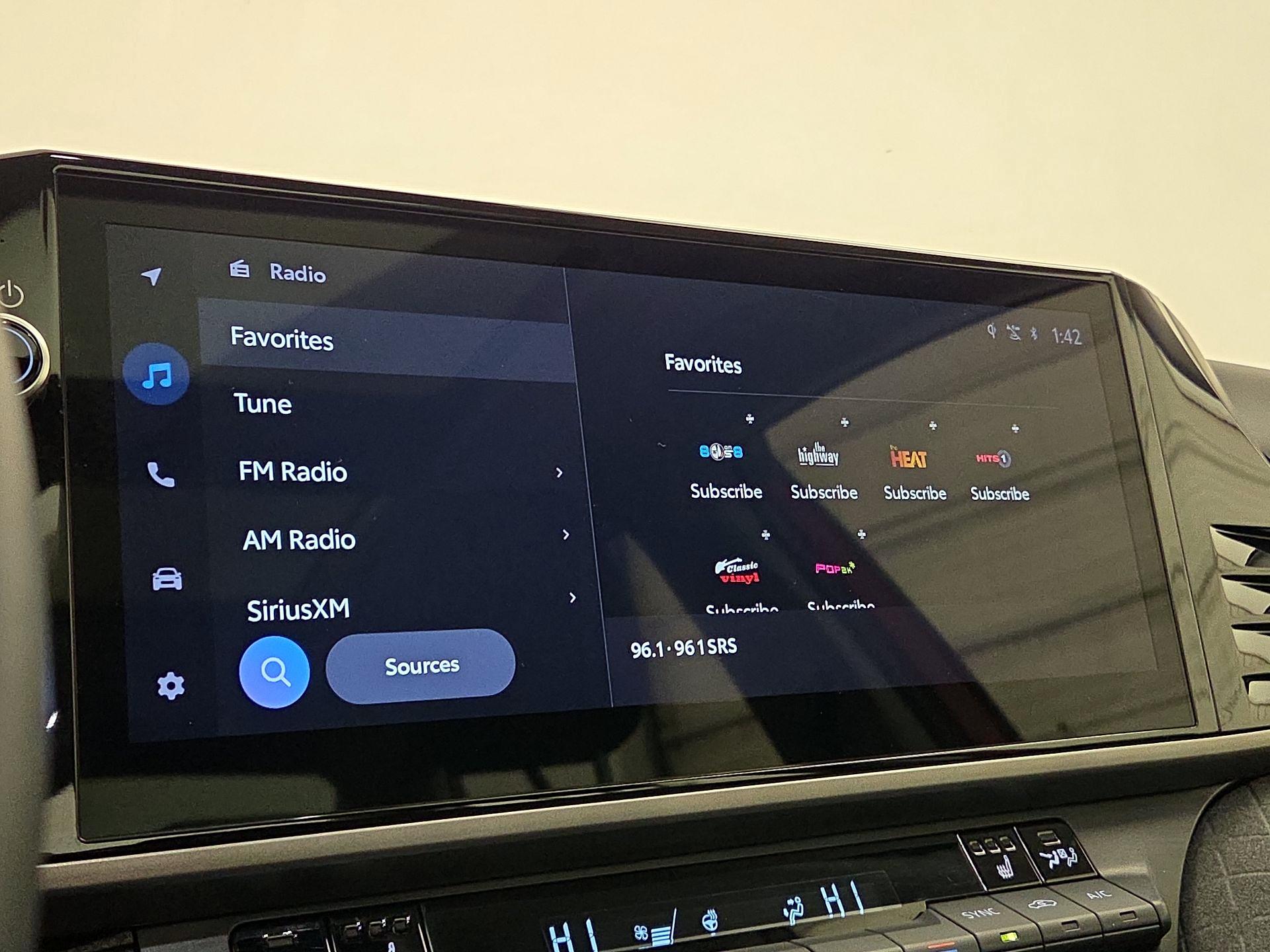 Thumbnail: 2025 Toyota Camry - 15