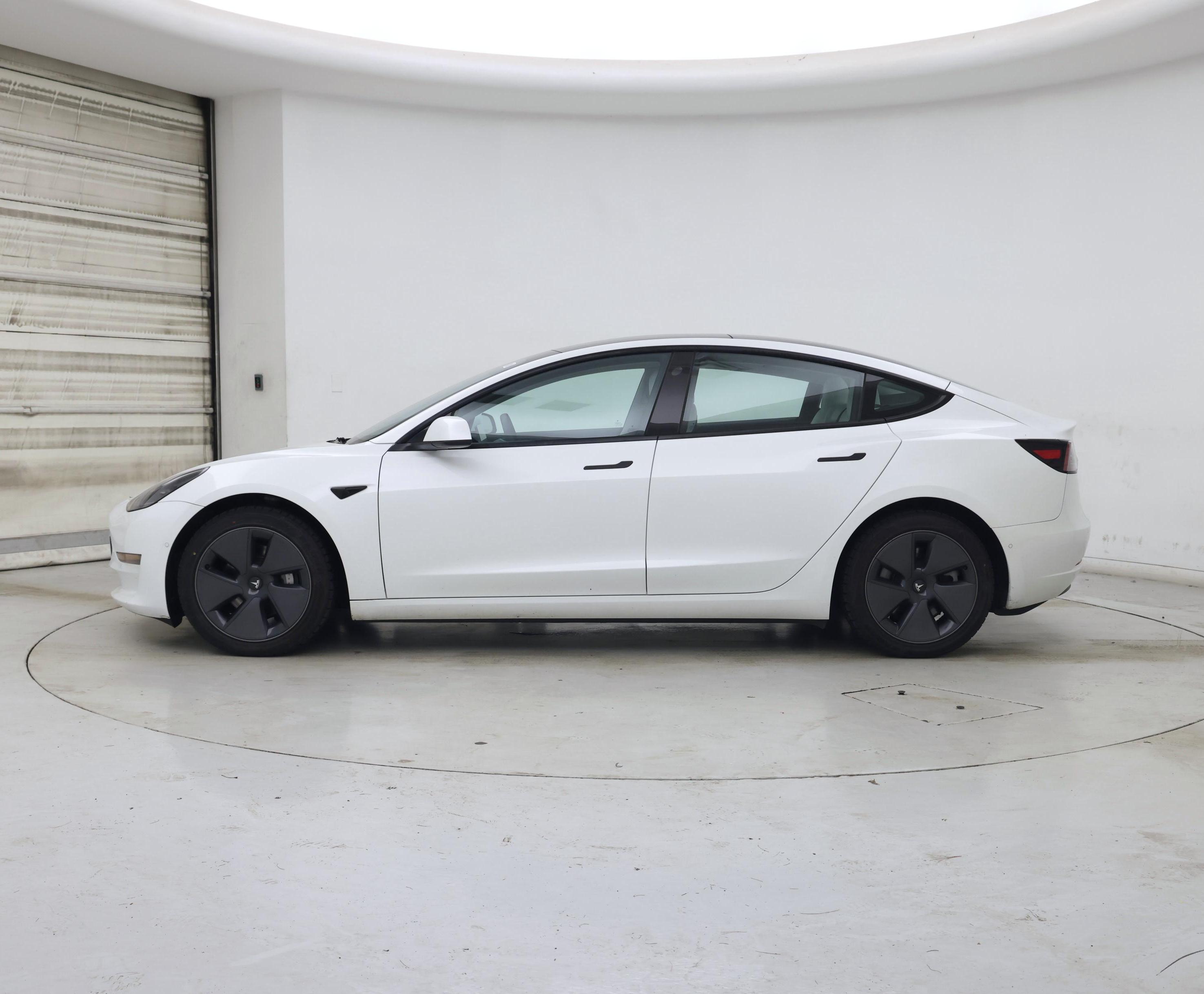 Thumbnail: 2022 Tesla Model 3 - 3