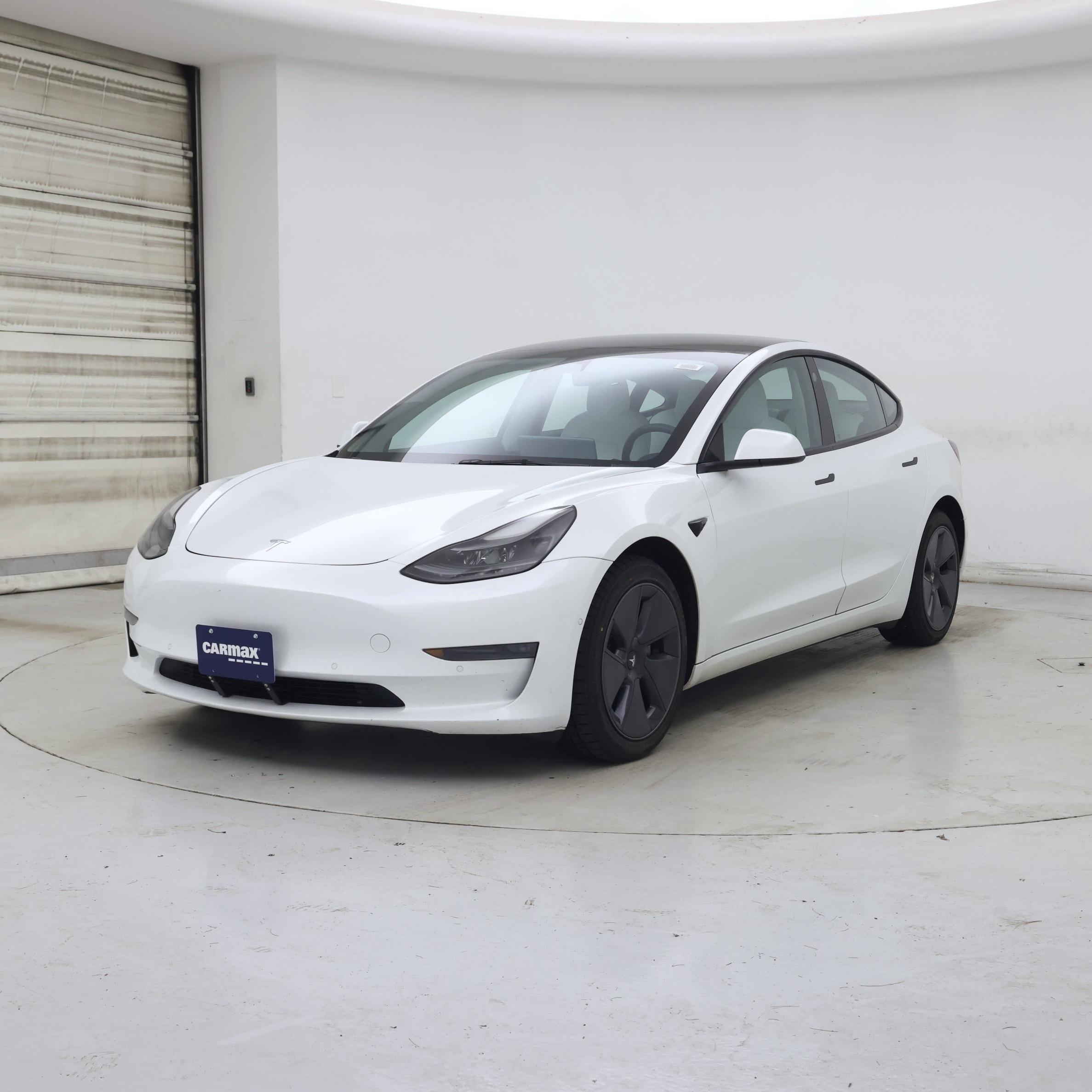 Thumbnail: 2022 Tesla Model 3 - 4