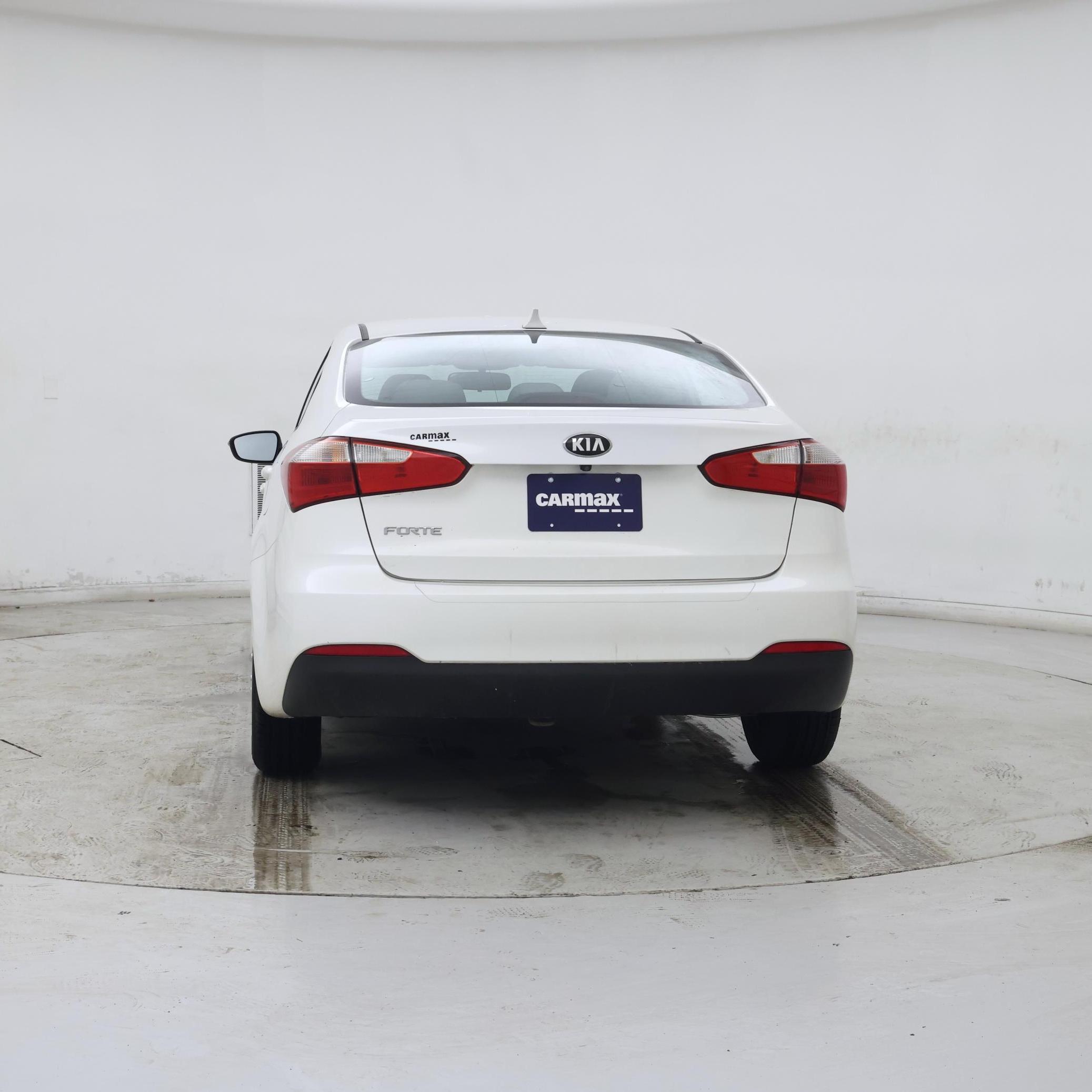 Thumbnail: 2016 Kia Forte - 6