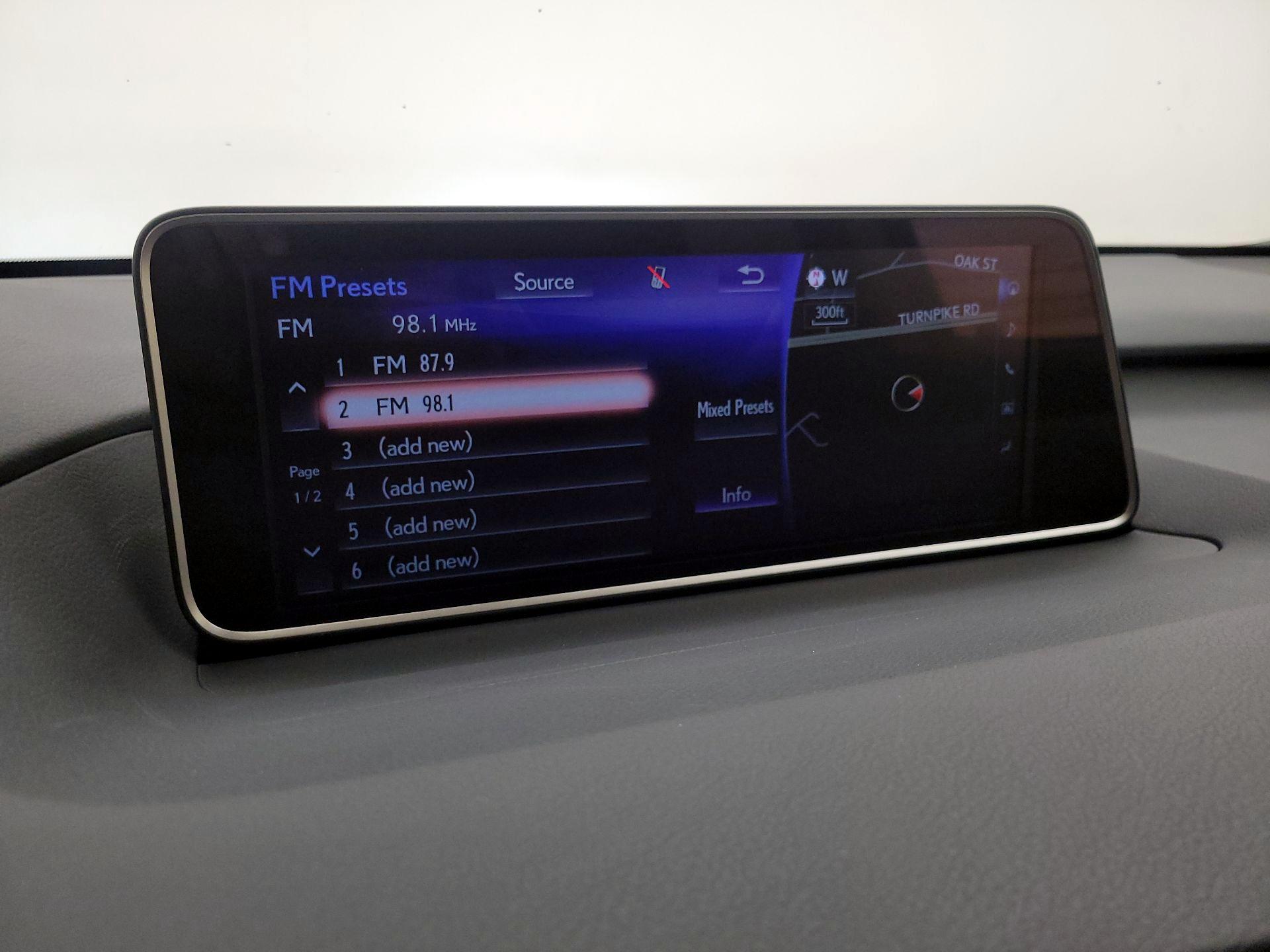 Thumbnail: 2017 Lexus RX - 16