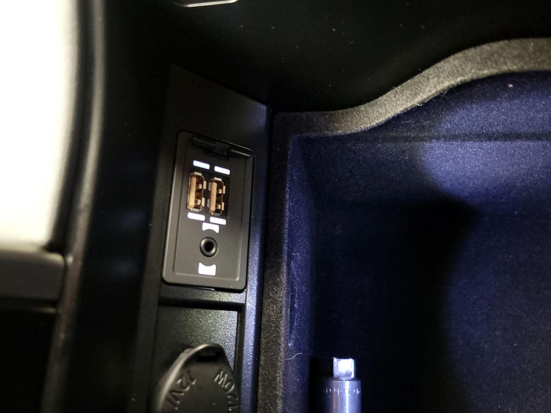 Thumbnail: 2017 Lexus RX - 19