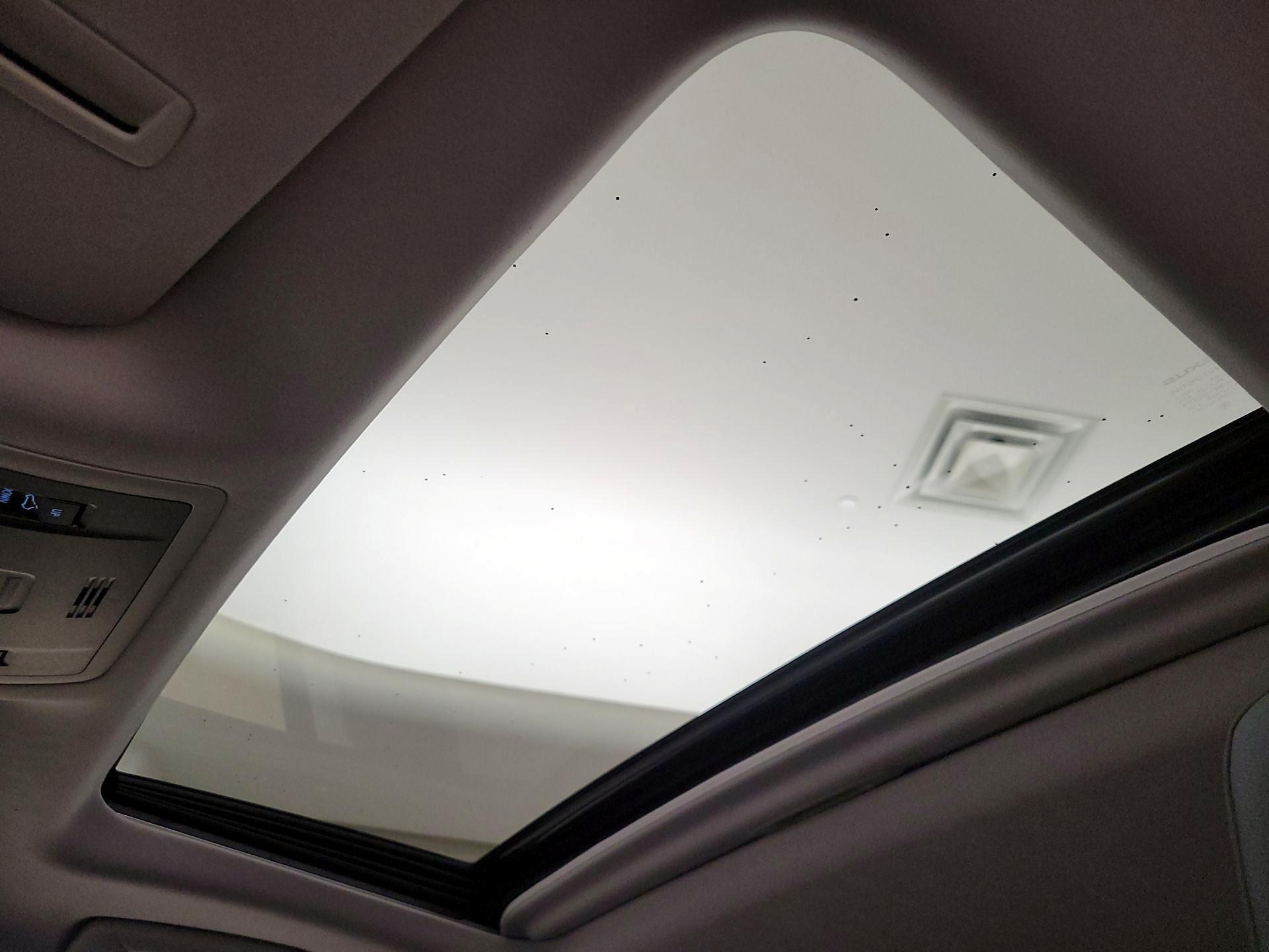 Thumbnail: 2017 Lexus RX - 20