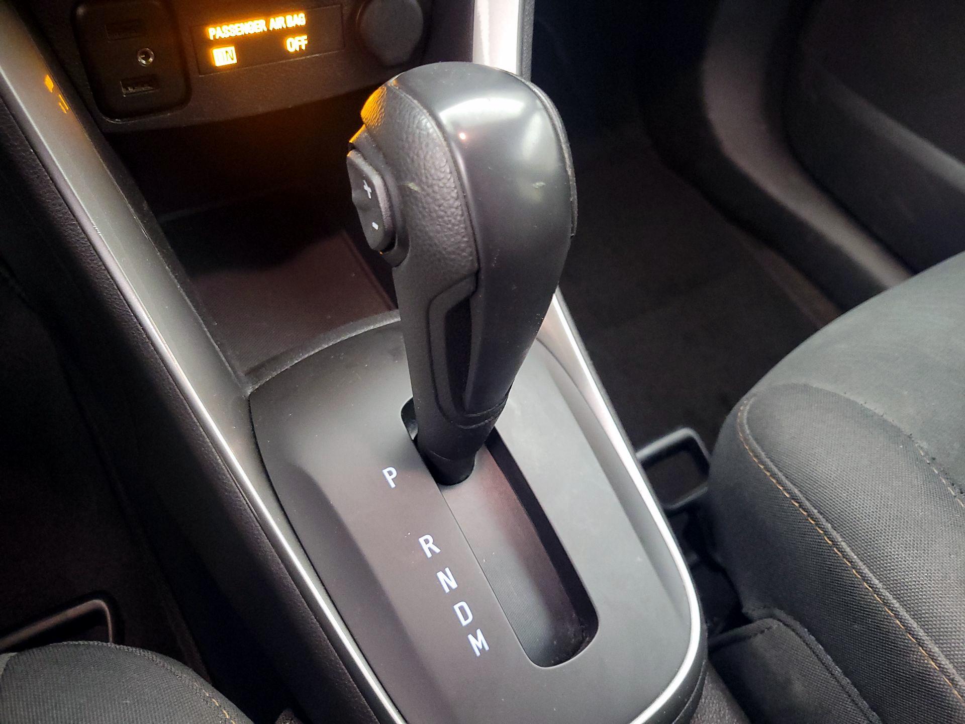 Thumbnail: 2019 Chevrolet Trax - 17