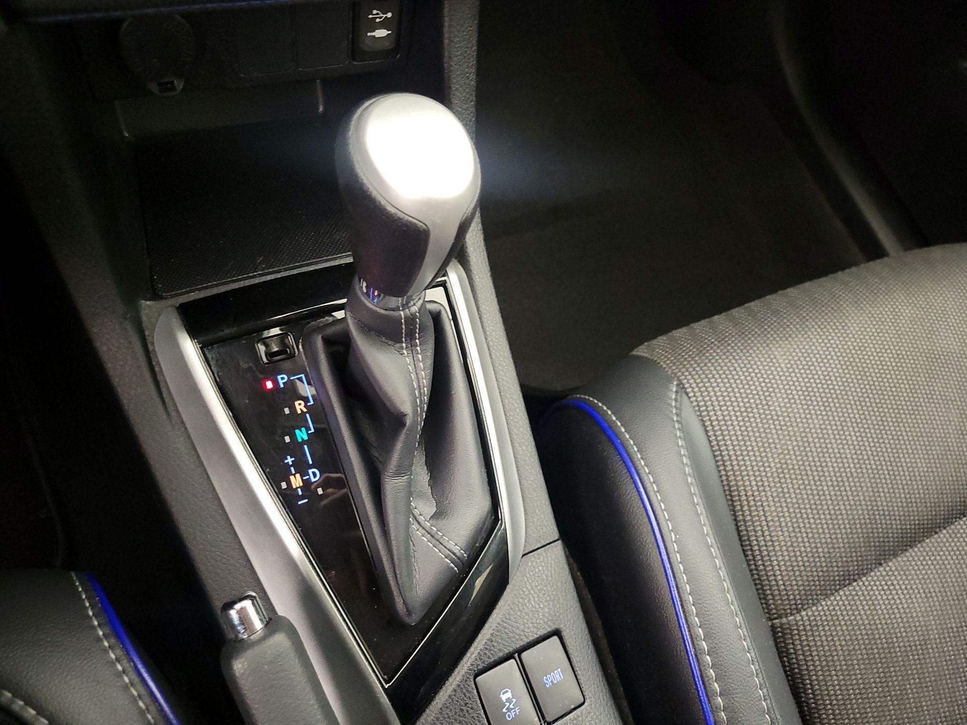 Thumbnail: 2017 Toyota Corolla - 17