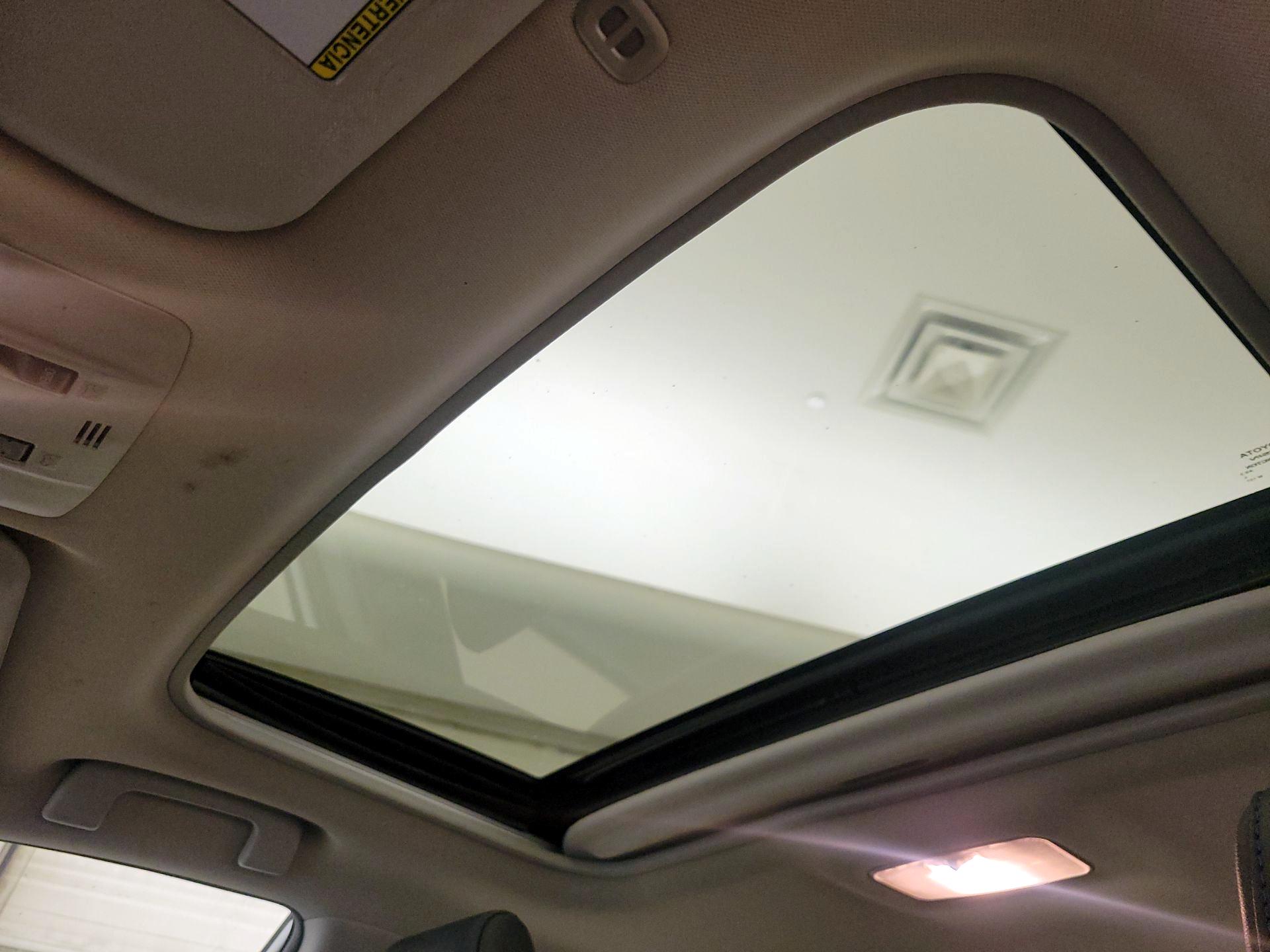 Thumbnail: 2017 Toyota Corolla - 19