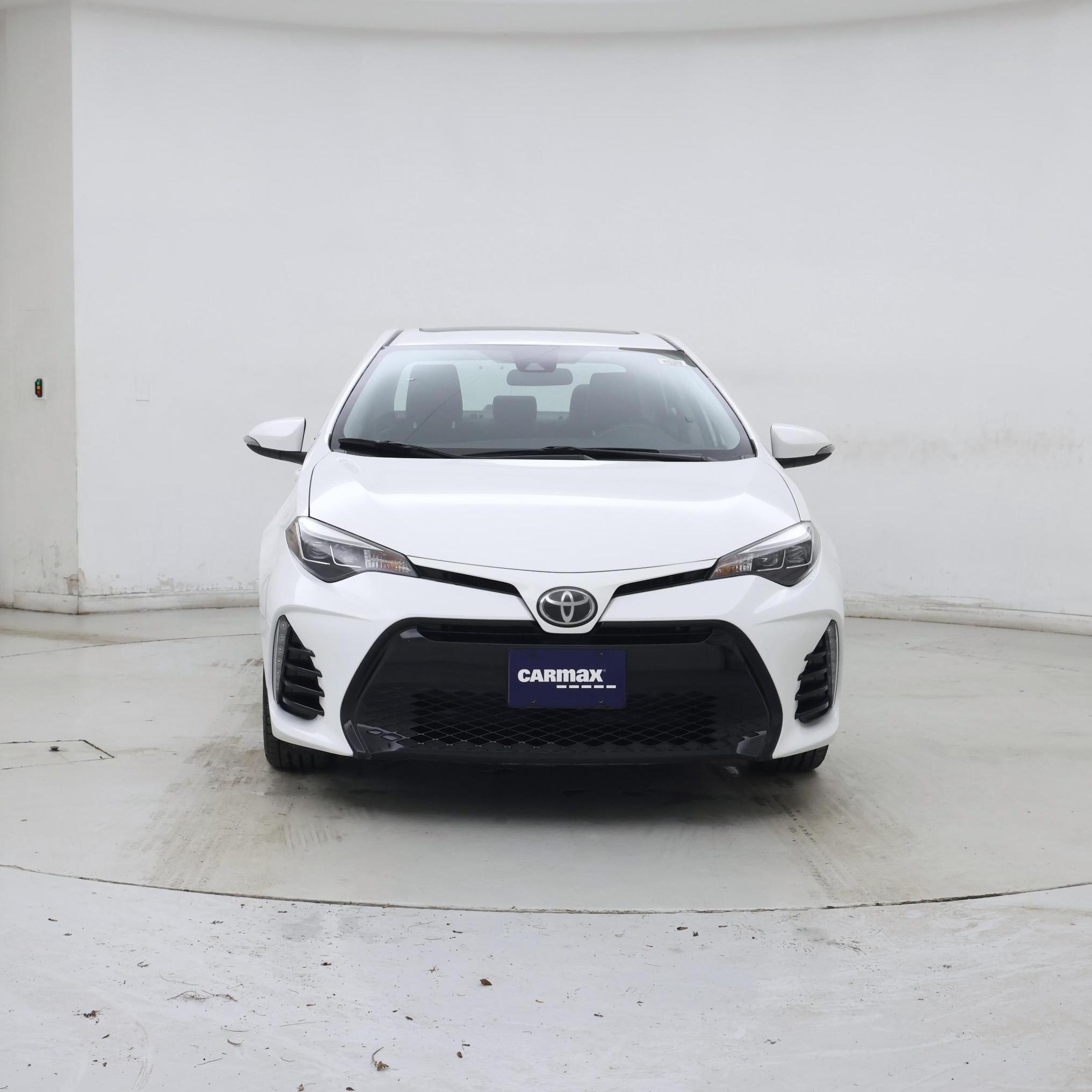 Thumbnail: 2017 Toyota Corolla - 5