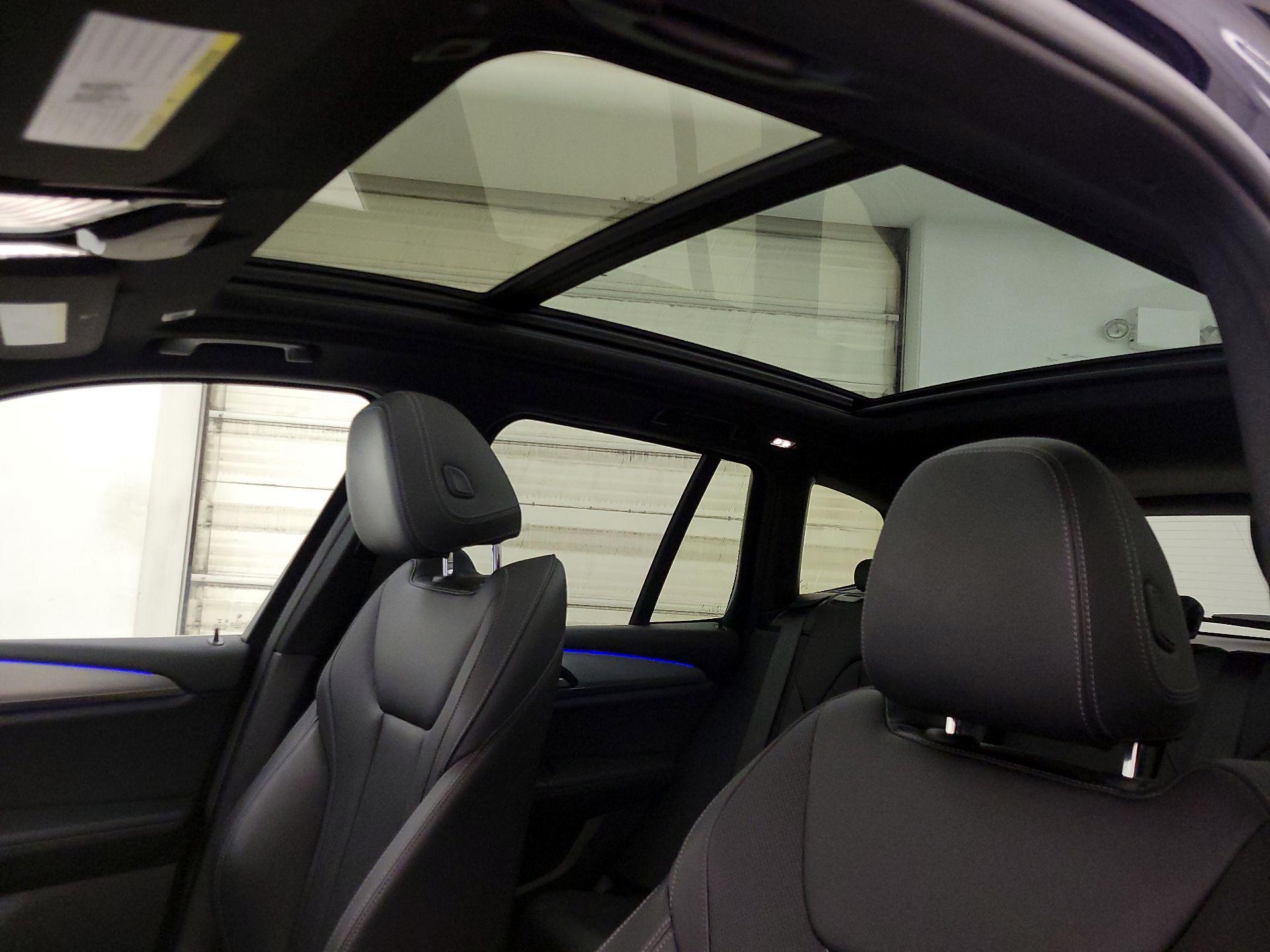 Thumbnail: 2022 BMW X3 - 11