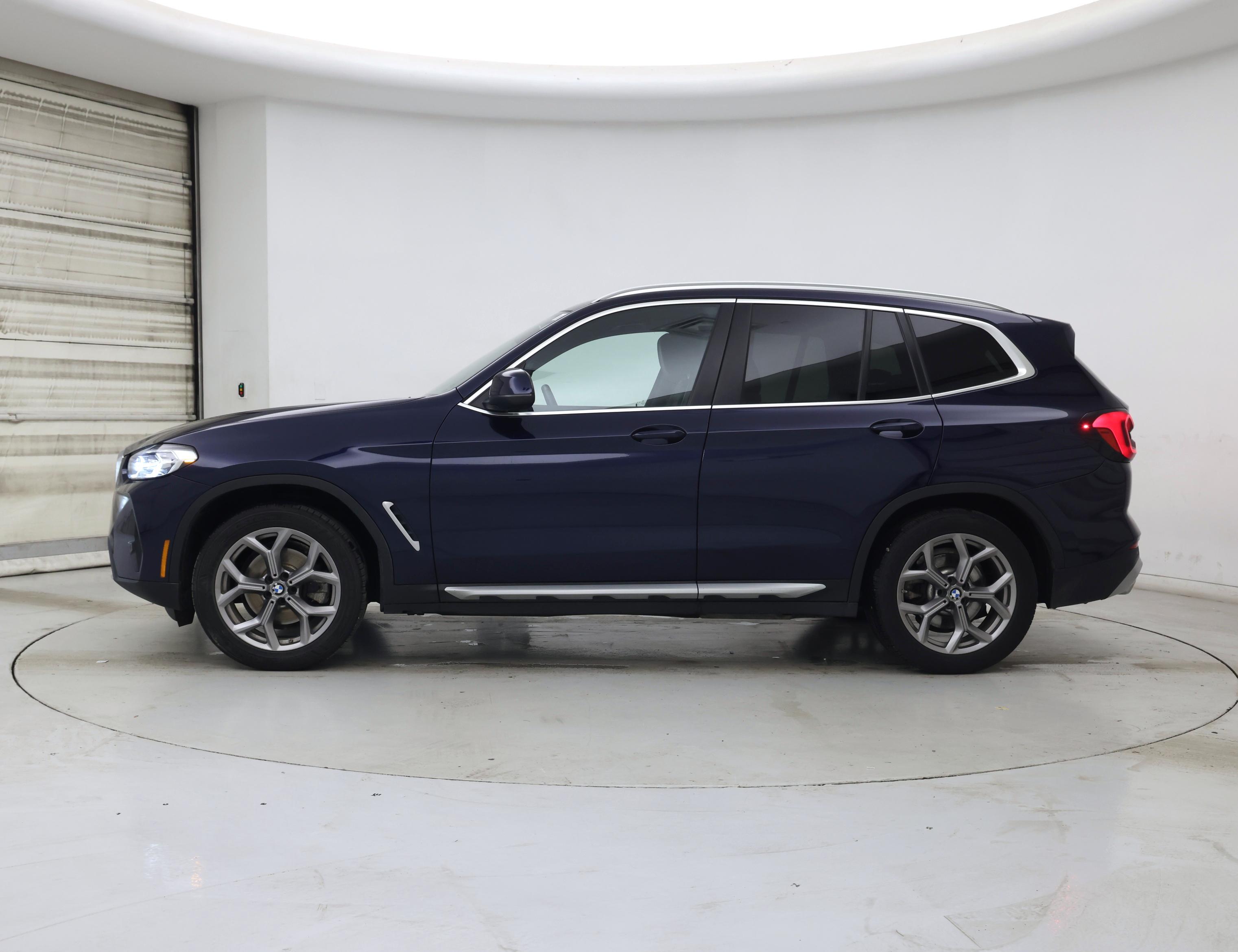 Thumbnail: 2022 BMW X3 - 3
