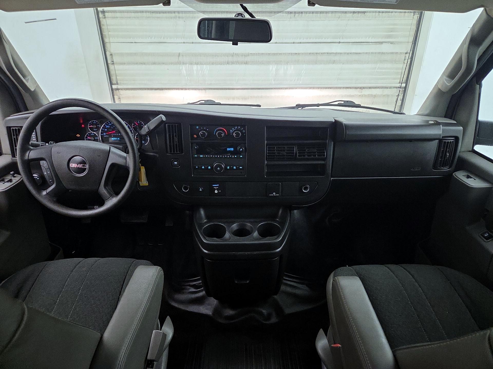 Thumbnail: 2022 GMC Savana - 9