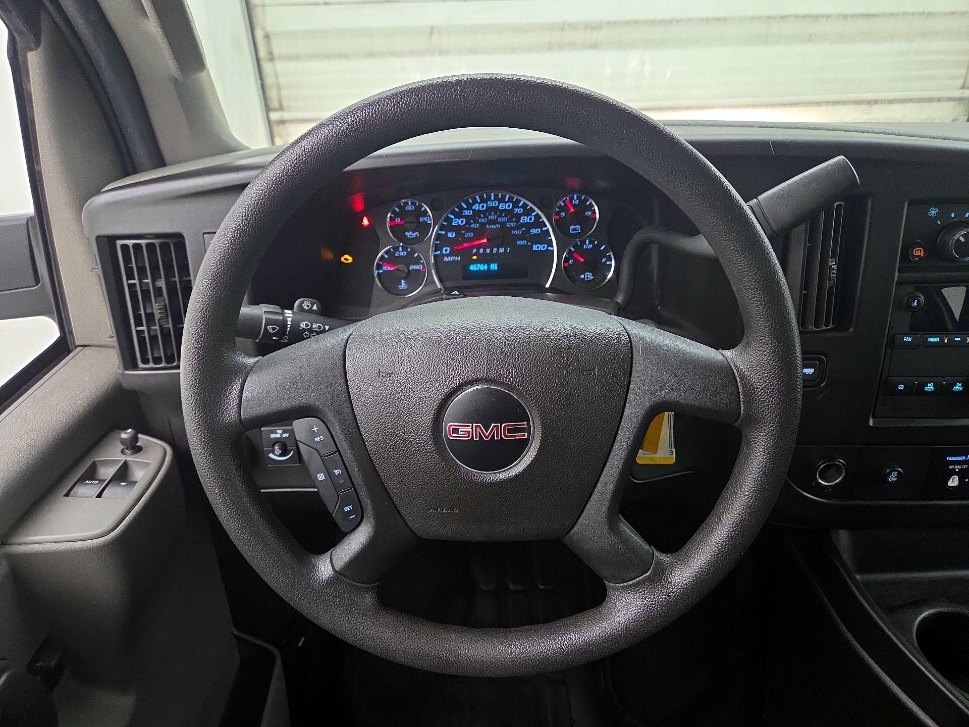 Thumbnail: 2022 GMC Savana - 10