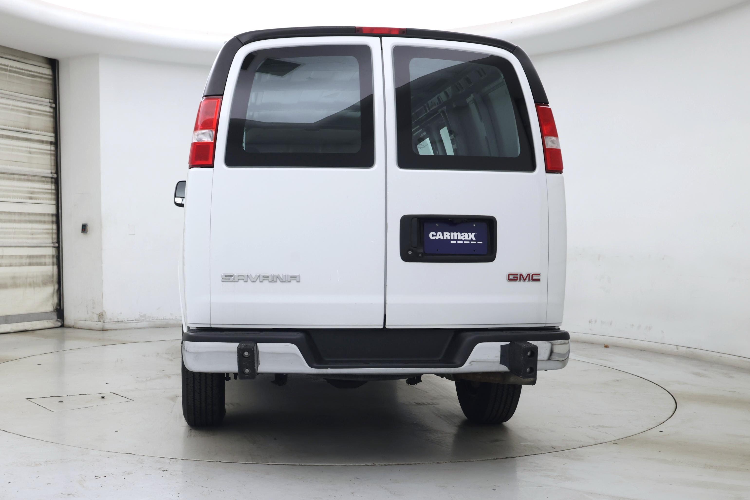 Thumbnail: 2022 GMC Savana - 6