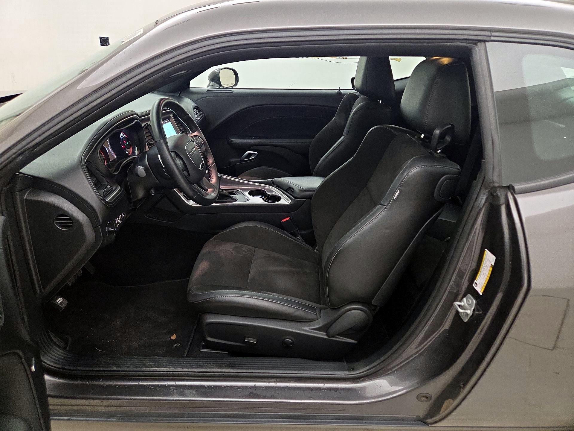 Thumbnail: 2022 Dodge Challenger - 11