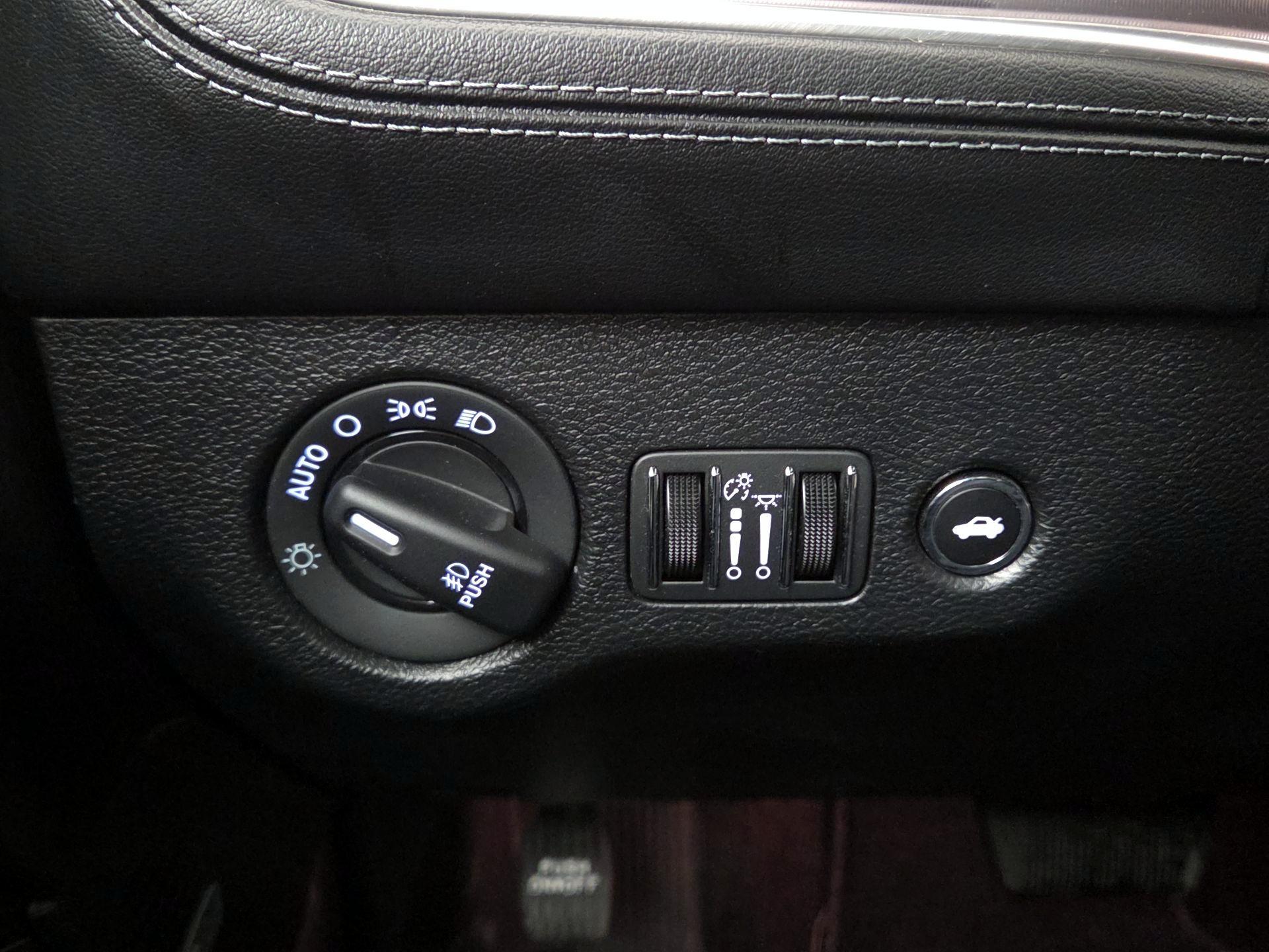 Thumbnail: 2022 Dodge Challenger - 13