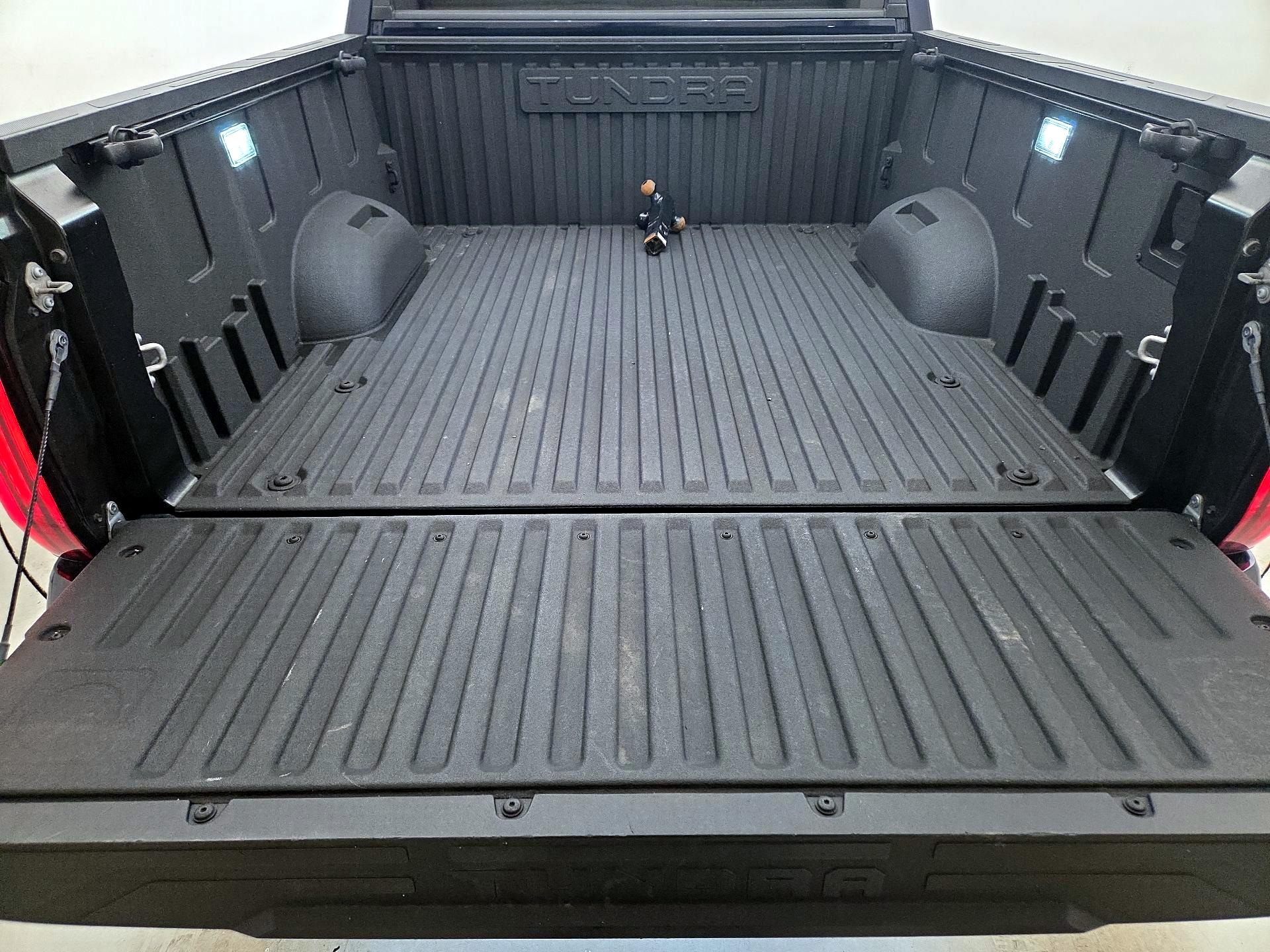 Thumbnail: 2024 Toyota Tundra - 20