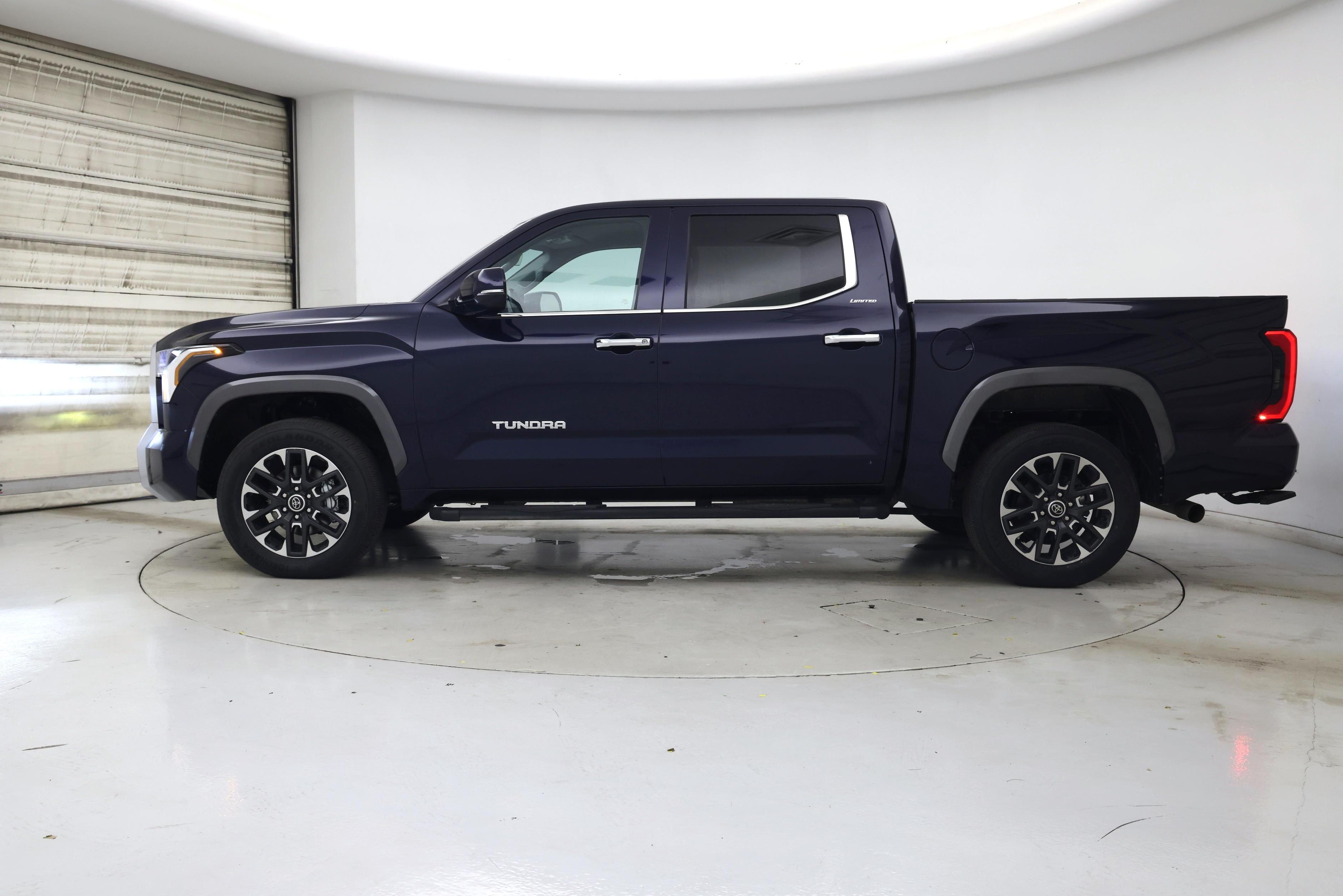 Thumbnail: 2024 Toyota Tundra - 3