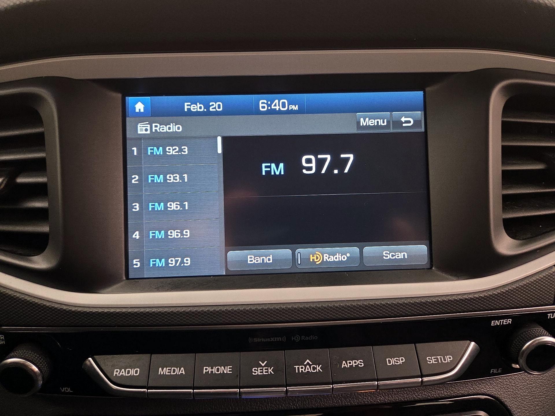 Thumbnail: 2019 Hyundai Ioniq - 15