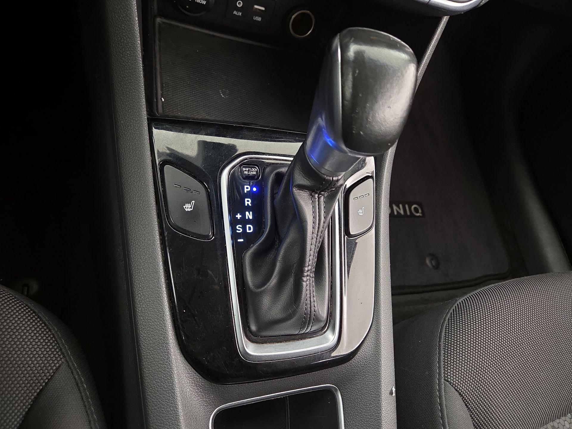 Thumbnail: 2019 Hyundai Ioniq - 17