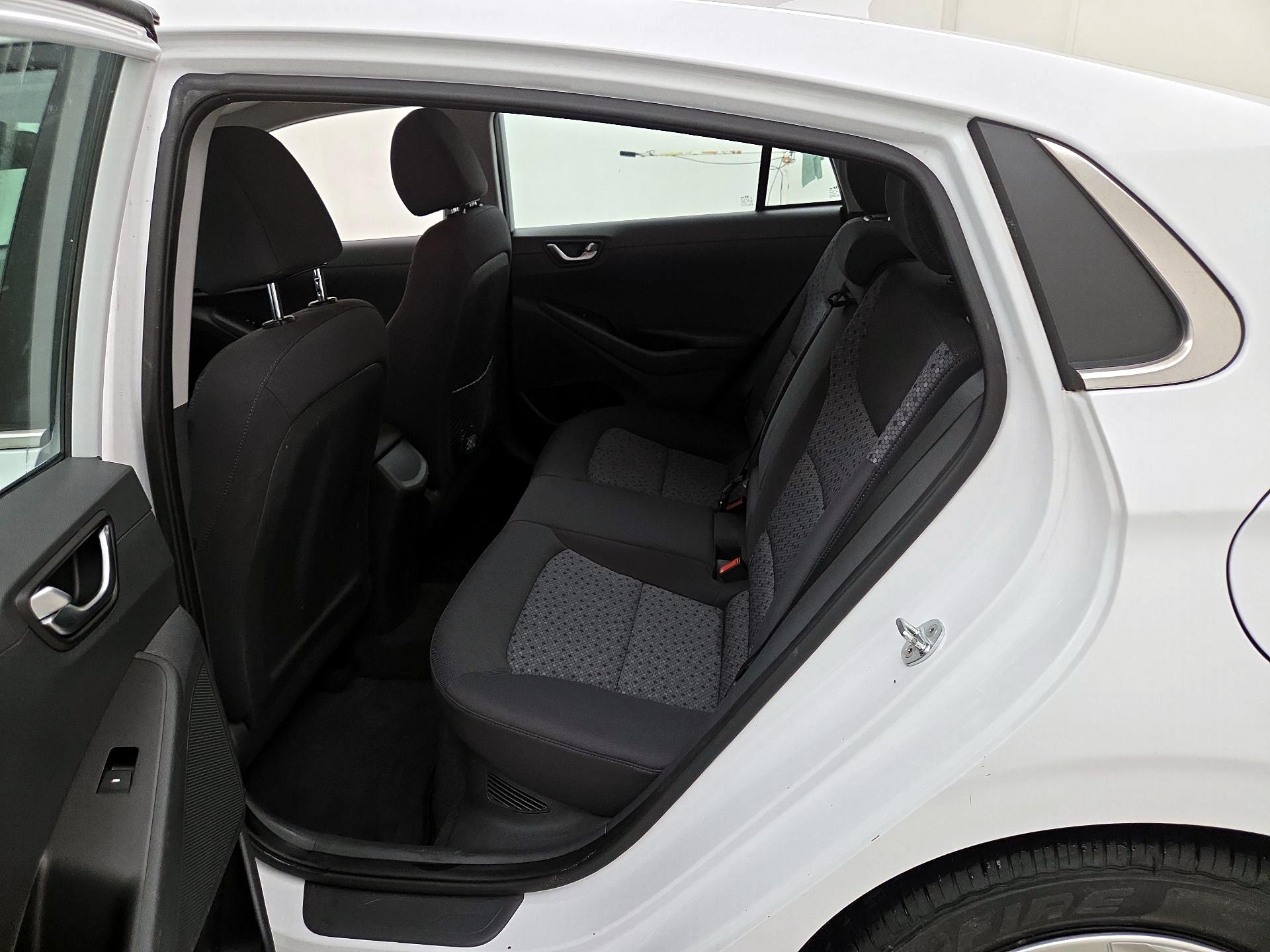 Thumbnail: 2019 Hyundai Ioniq - 19