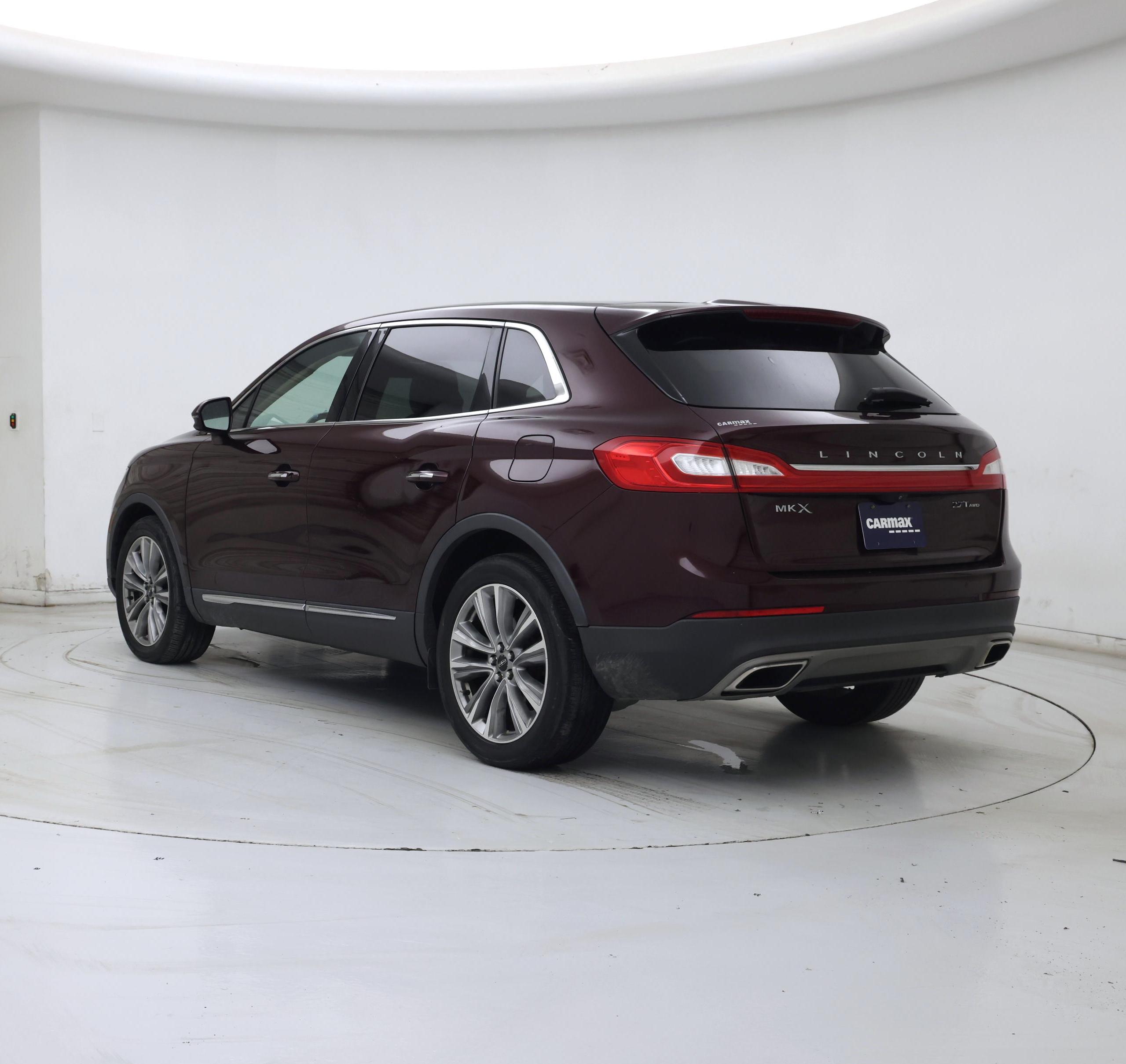 Thumbnail: 2017 Lincoln MKX - 2
