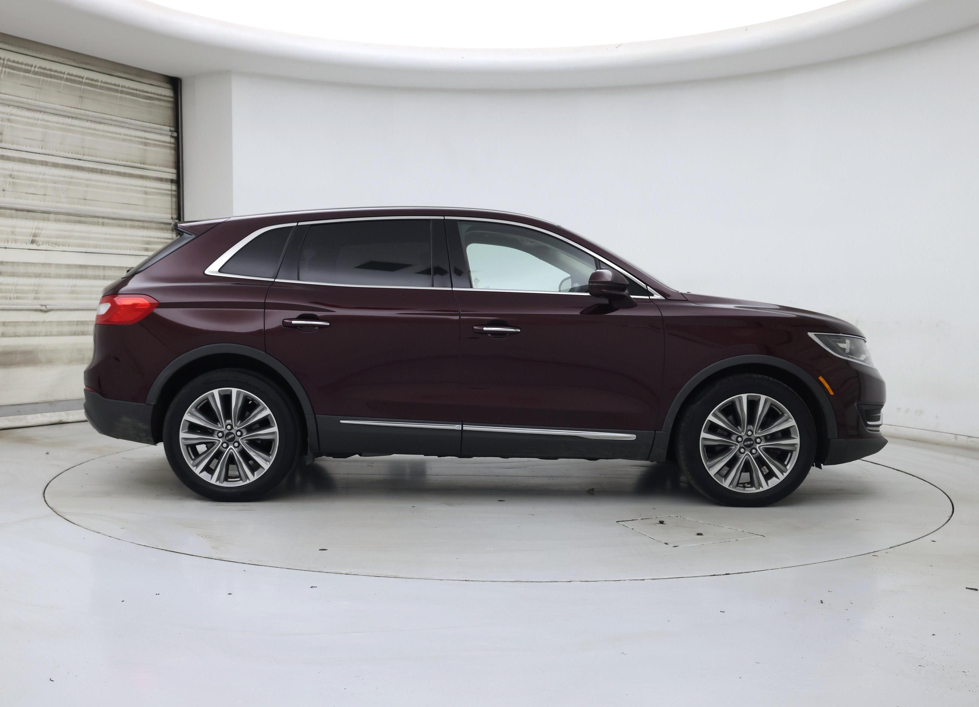 Thumbnail: 2017 Lincoln MKX - 7