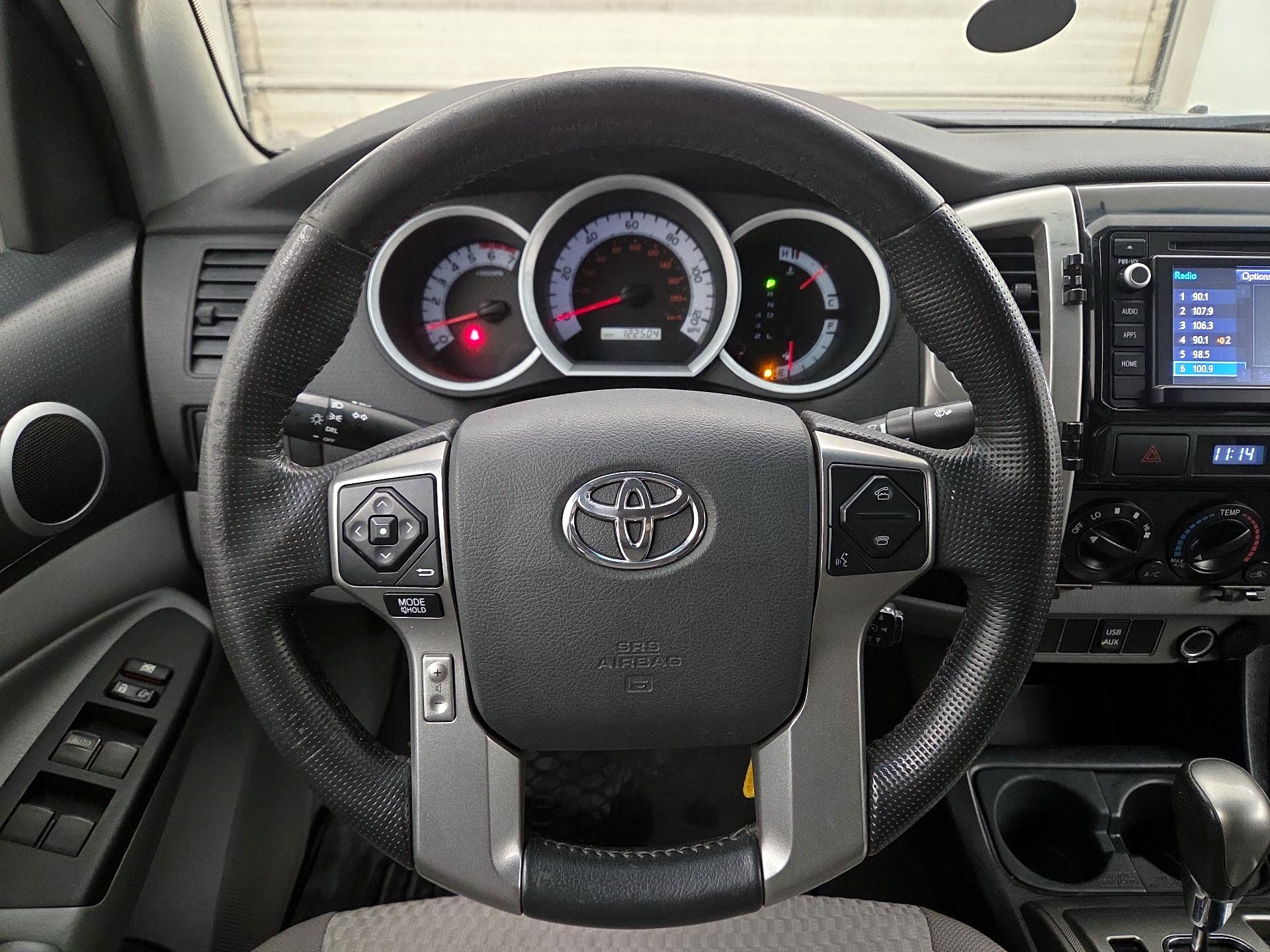 Thumbnail: 2014 Toyota Tacoma - 10