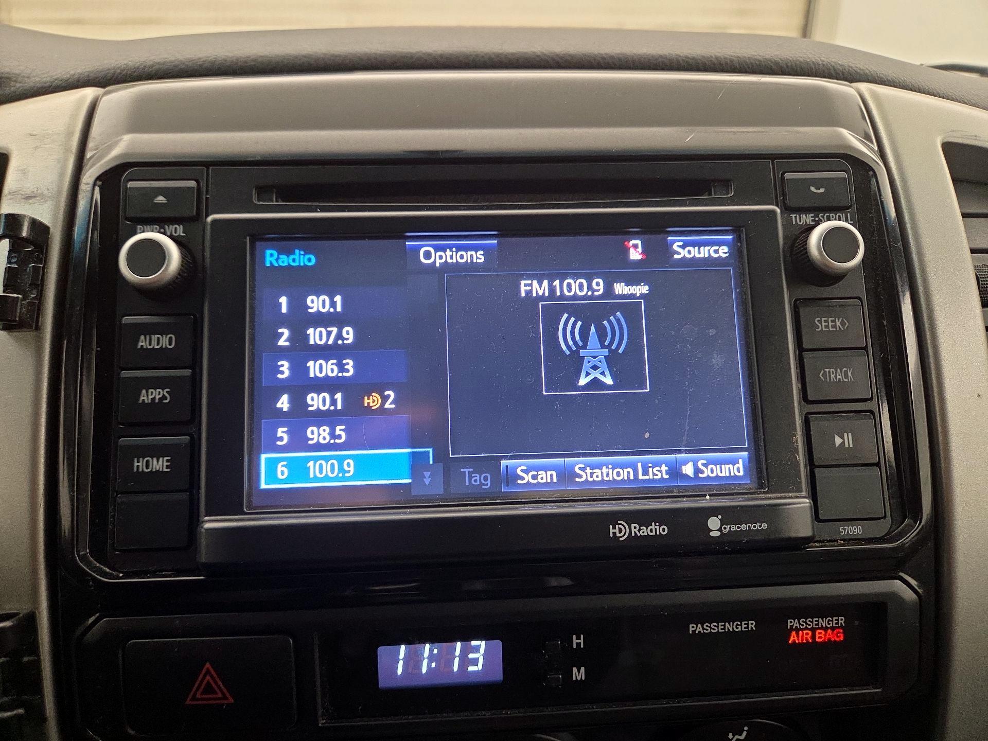 Thumbnail: 2014 Toyota Tacoma - 15