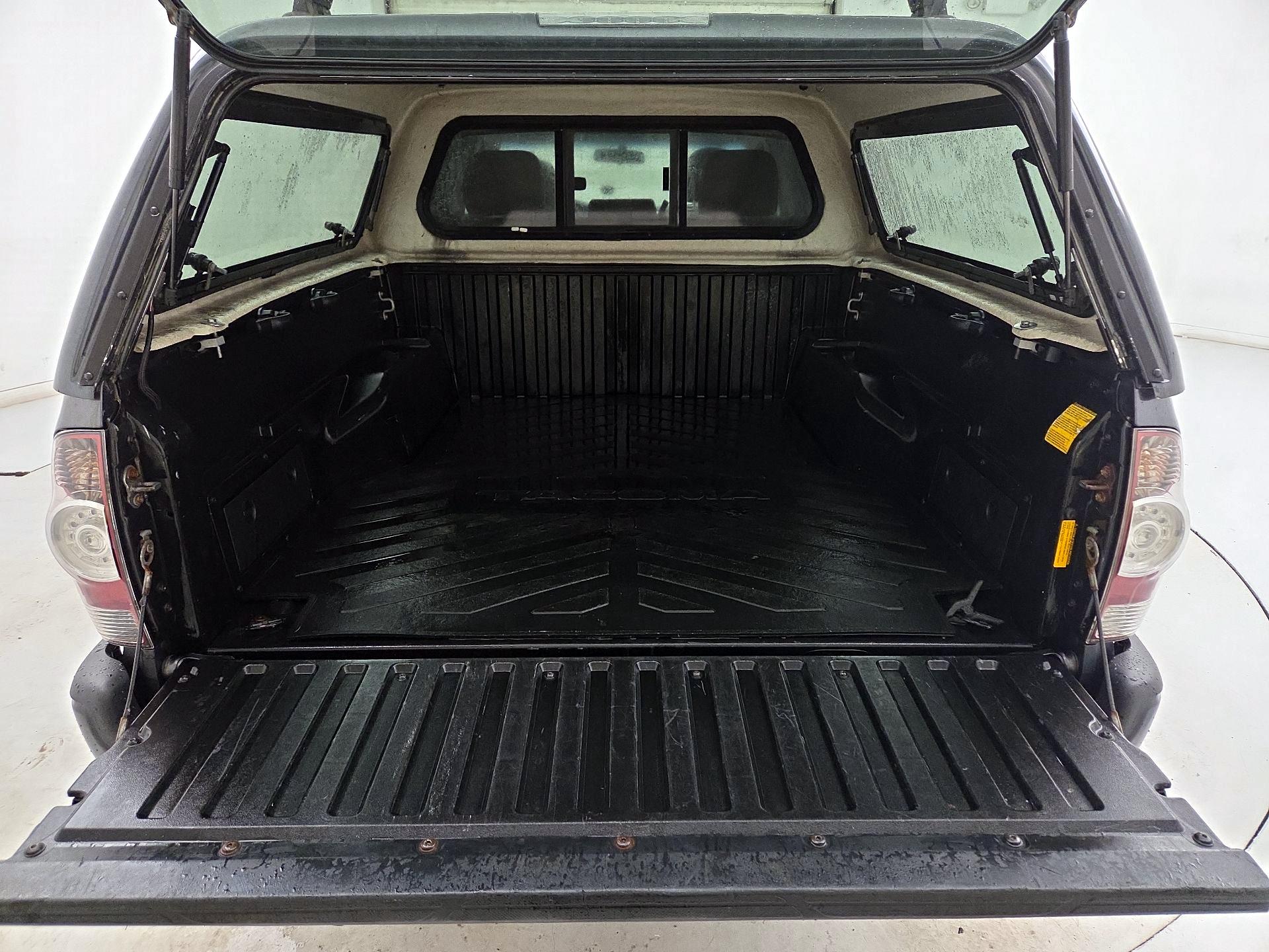 Thumbnail: 2014 Toyota Tacoma - 20