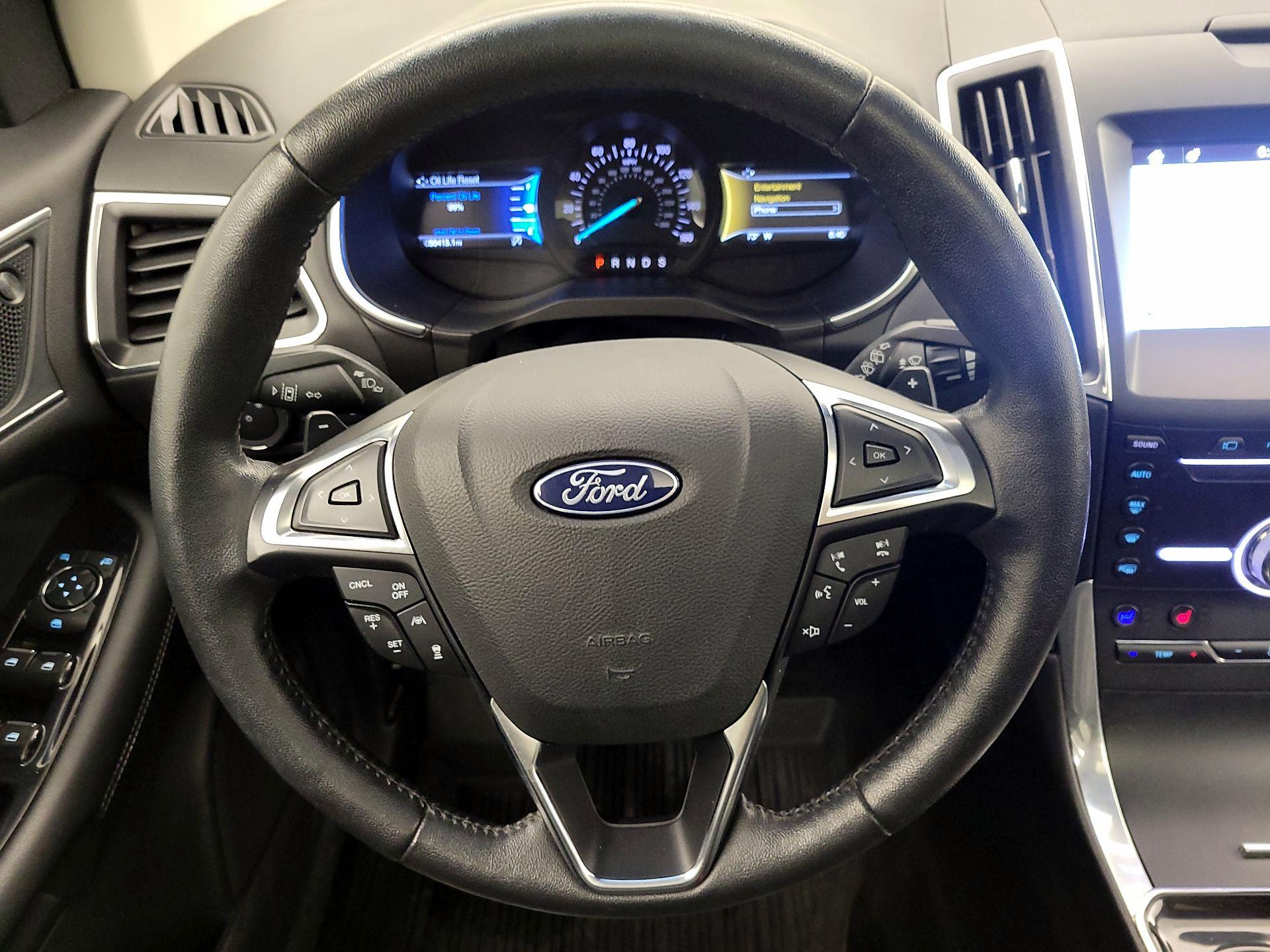 Thumbnail: 2019 Ford Edge - 10