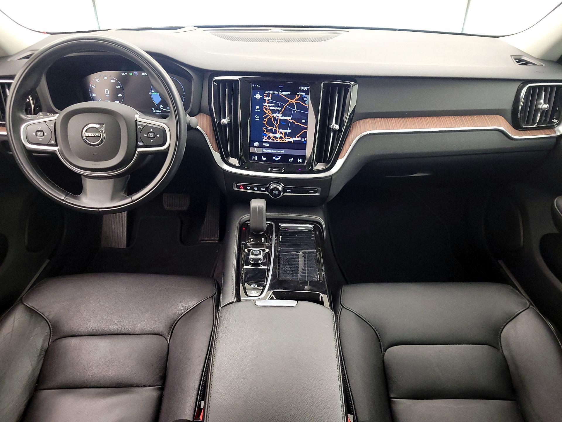 Thumbnail: 2022 Volvo S60 - 9