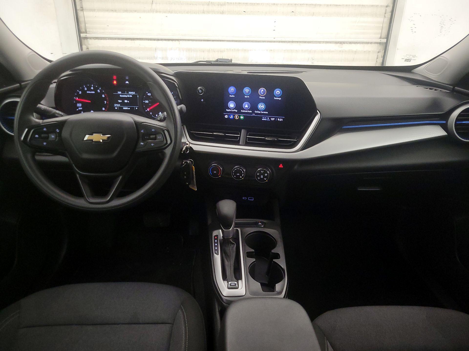 Thumbnail: 2024 Chevrolet Trax - 9