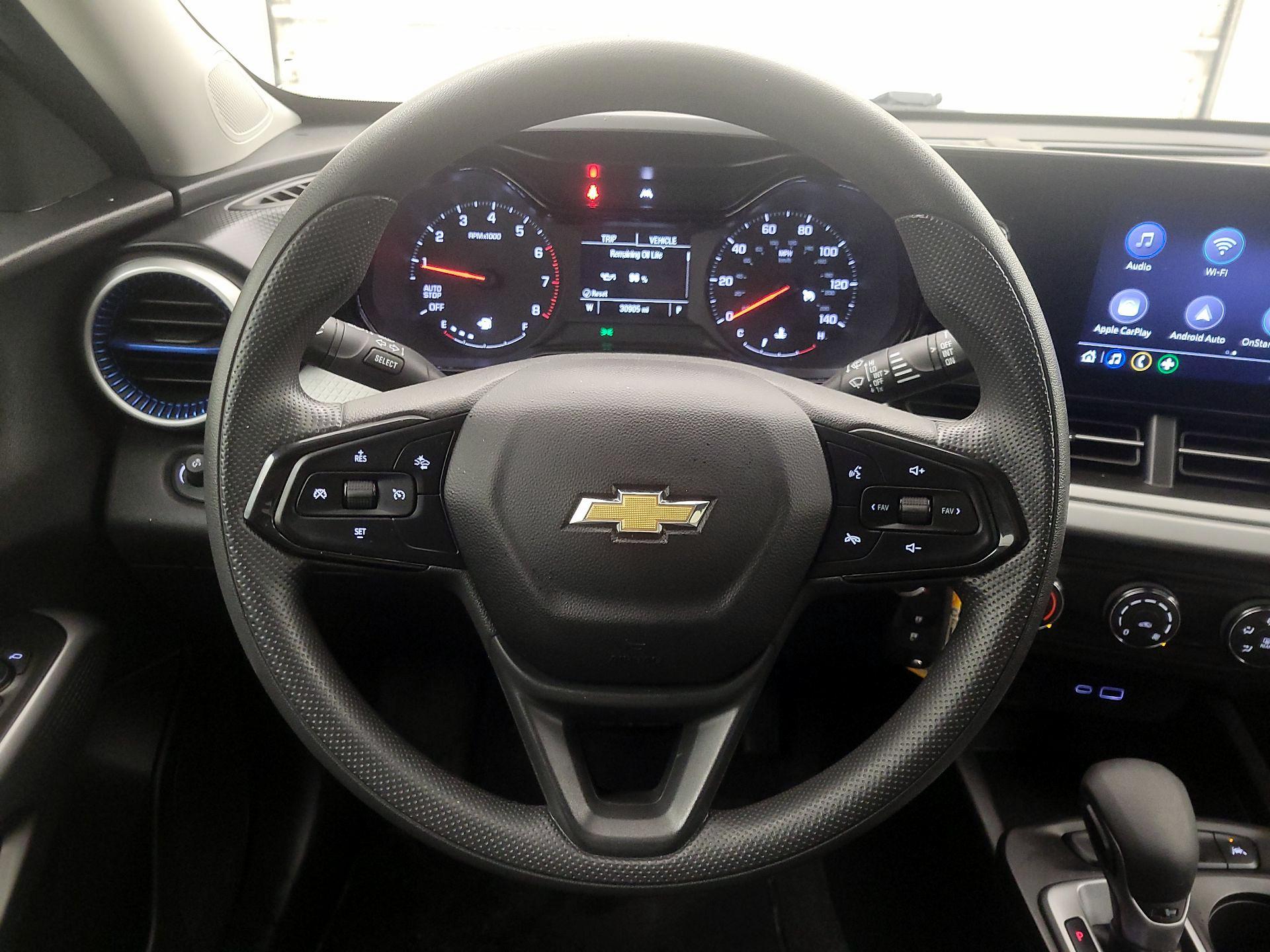 Thumbnail: 2024 Chevrolet Trax - 10