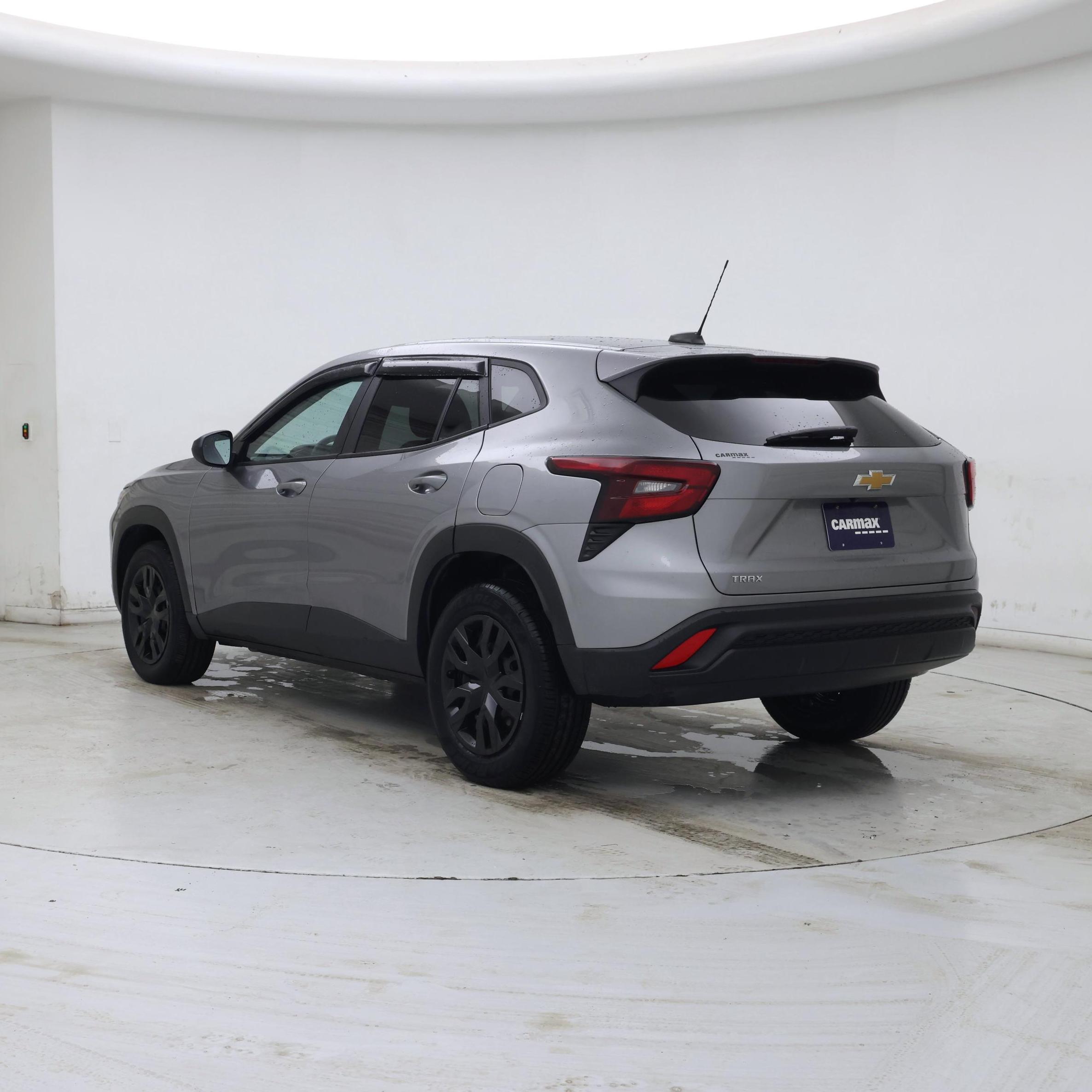 Thumbnail: 2024 Chevrolet Trax - 2