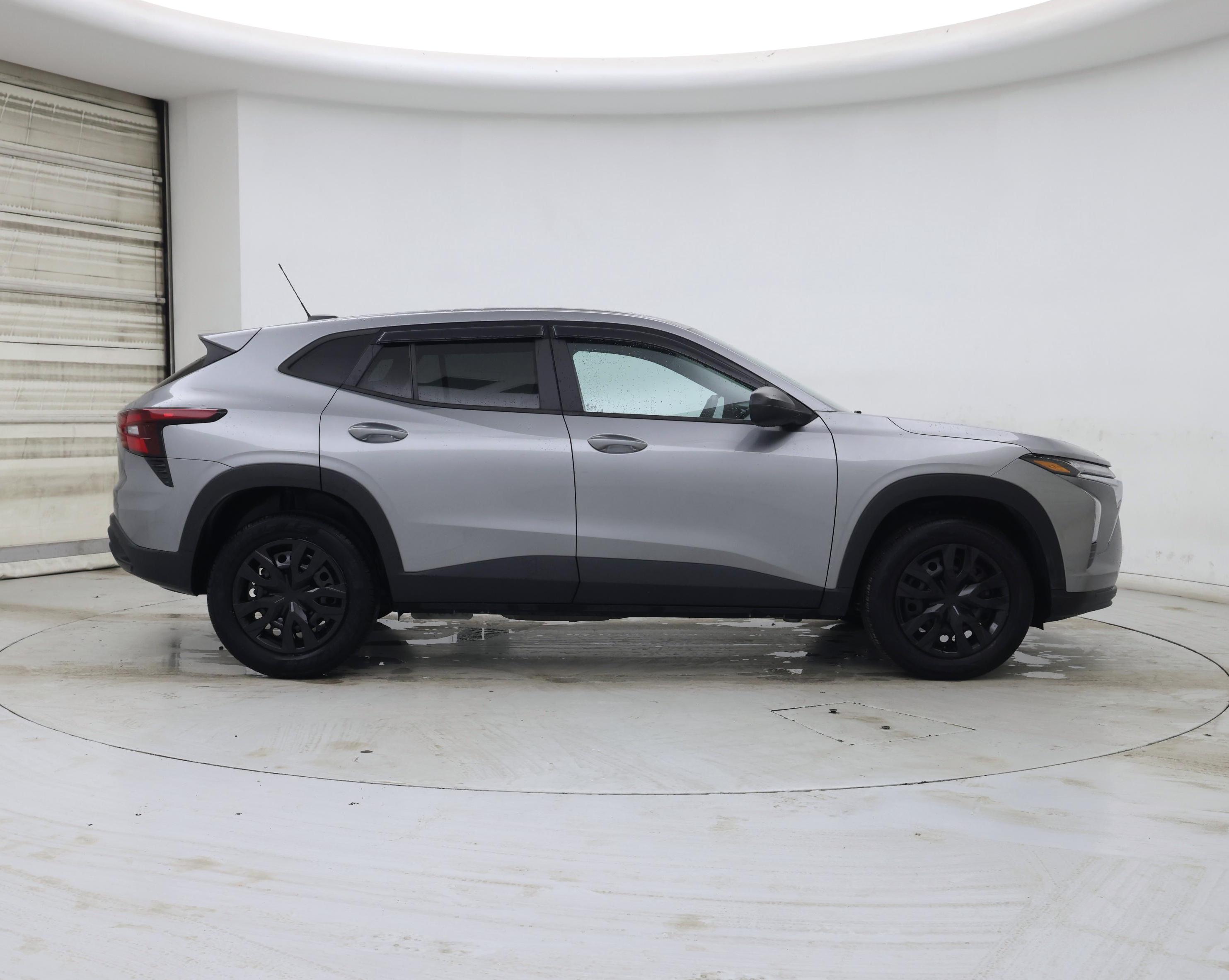 Thumbnail: 2024 Chevrolet Trax - 7