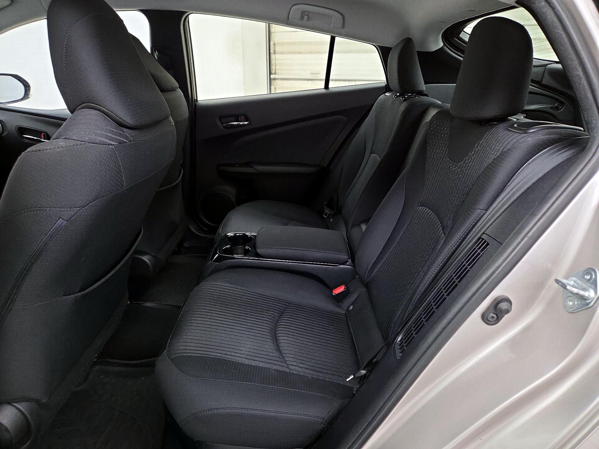 Thumbnail: 2017 Toyota Prius Prime - 19