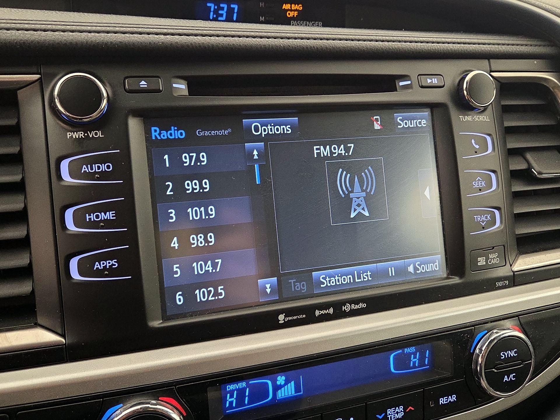 Thumbnail: 2018 Toyota Highlander - 15