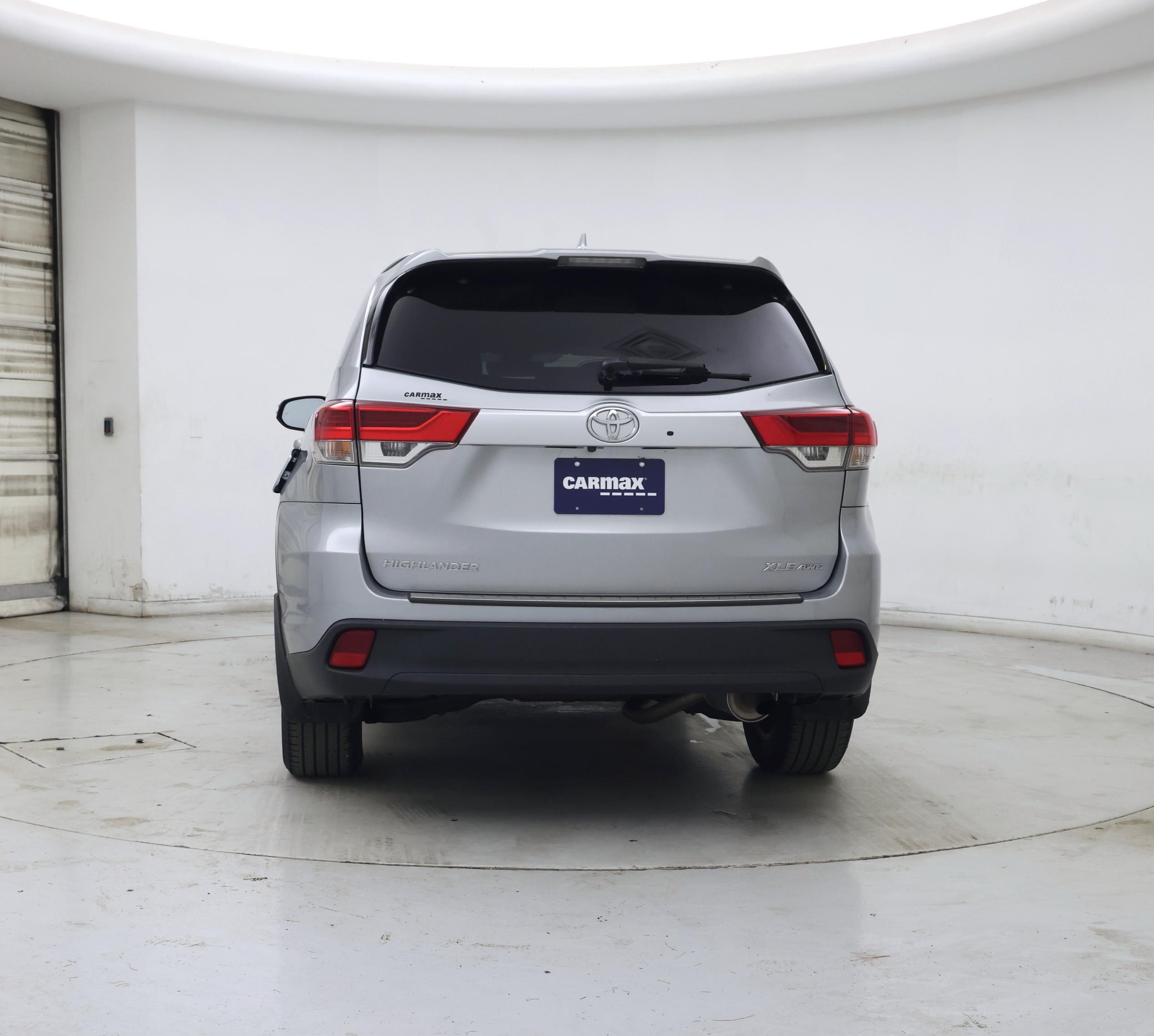 Thumbnail: 2018 Toyota Highlander - 6