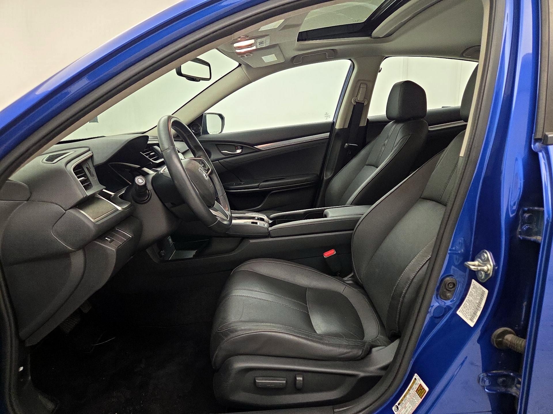 Thumbnail: 2017 Honda Civic - 11