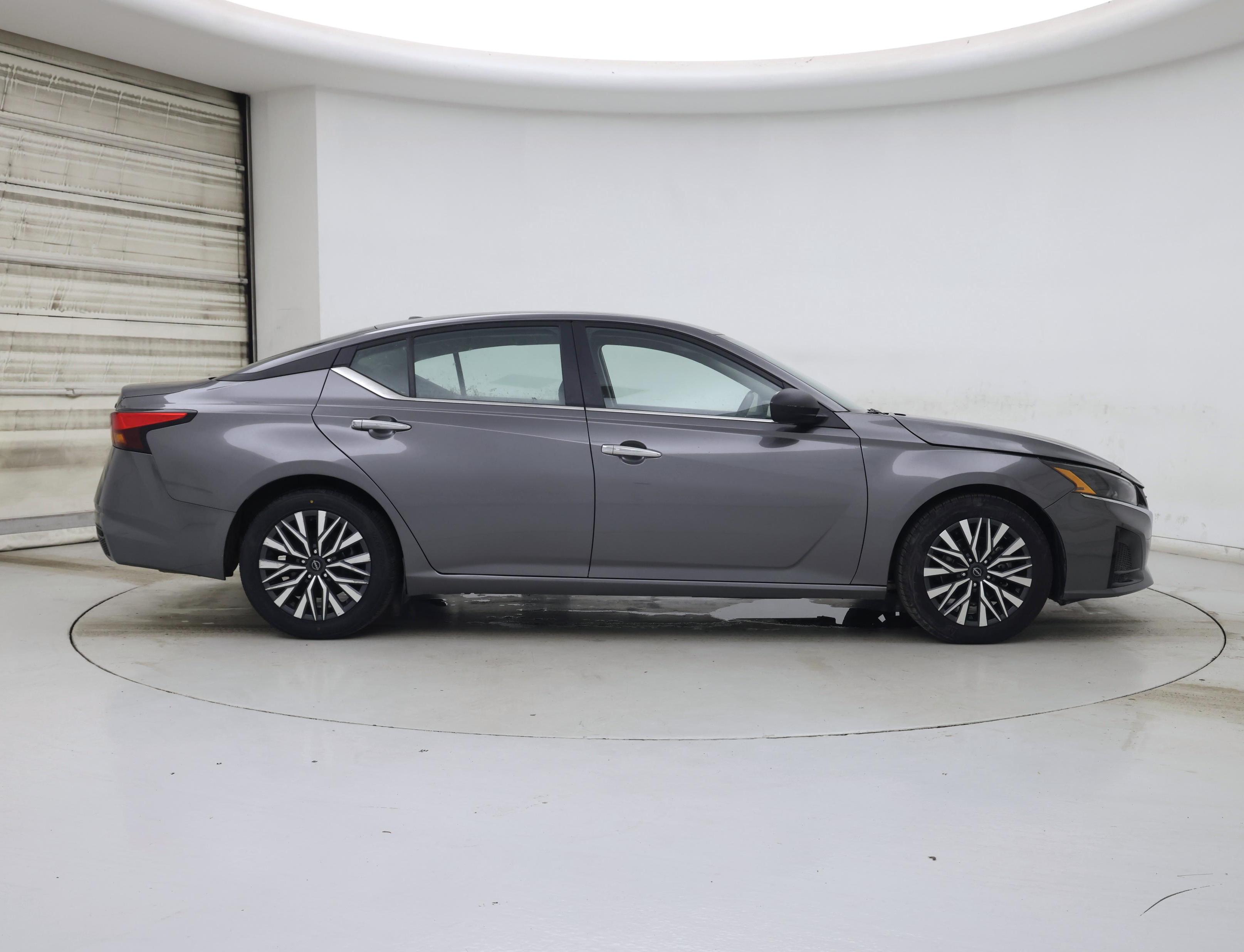 Thumbnail: 2024 Nissan Altima - 7