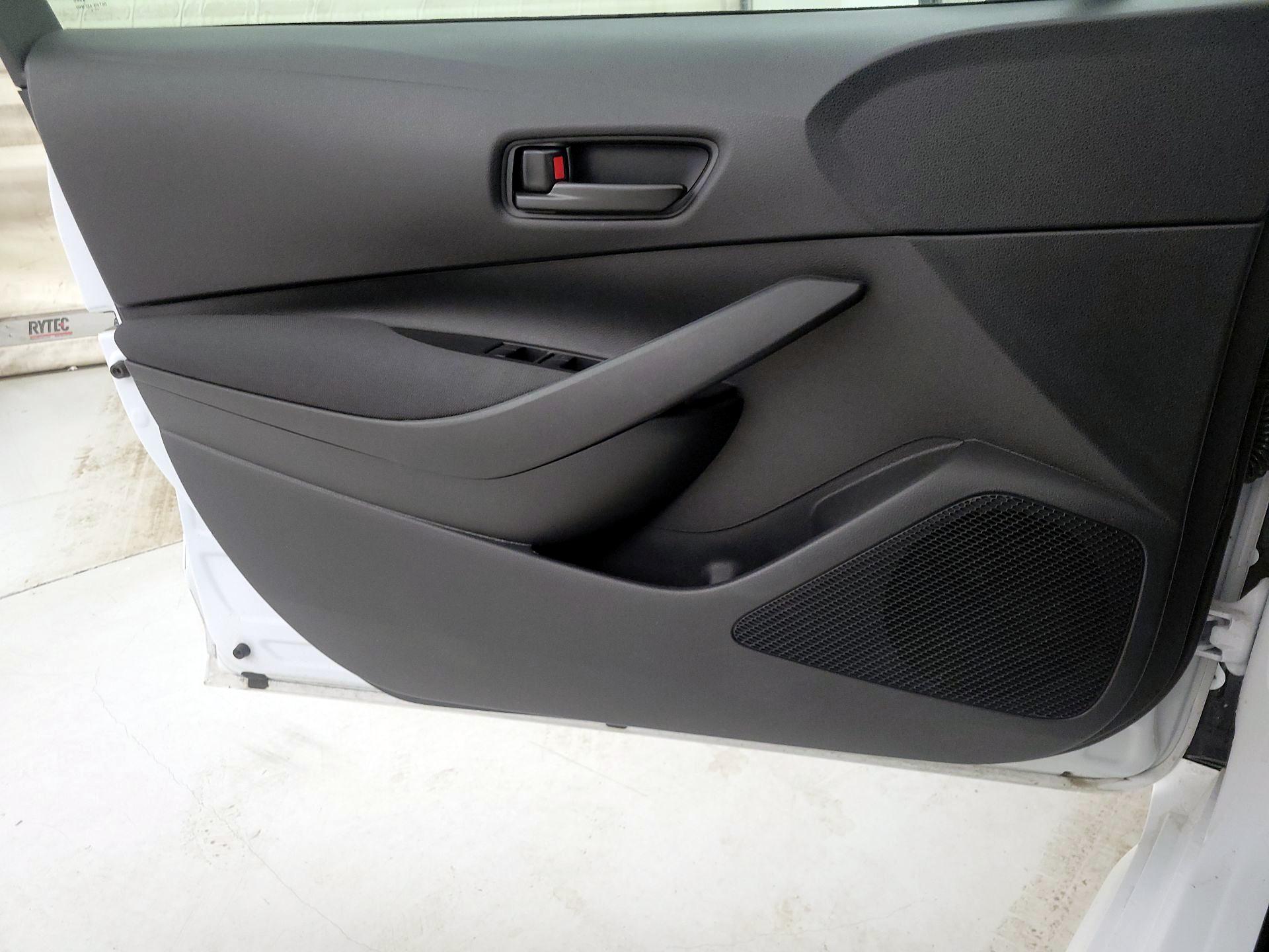 Thumbnail: 2025 Toyota Corolla - 12